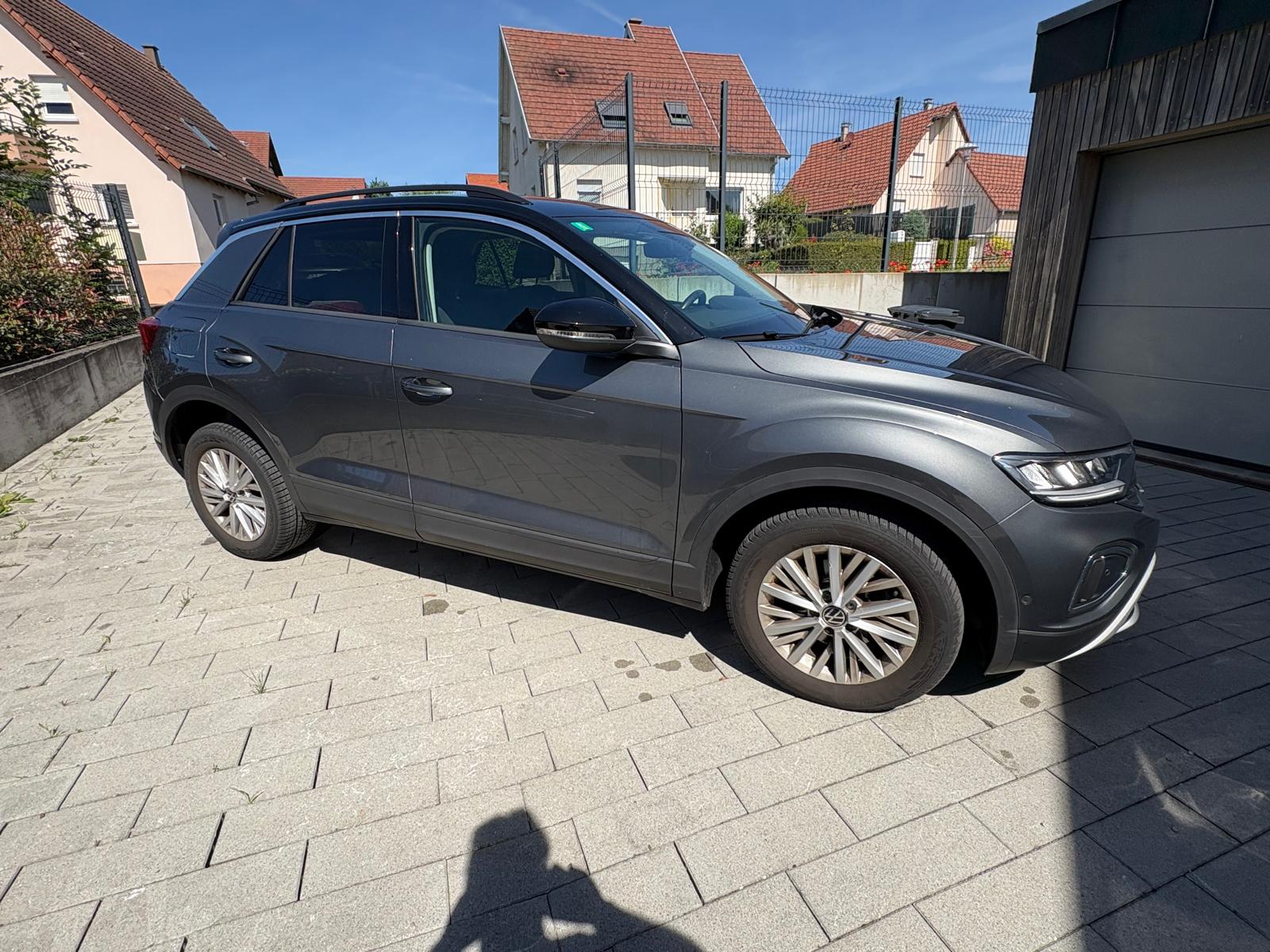 VW 1.5 TSI Life DSG-image-1