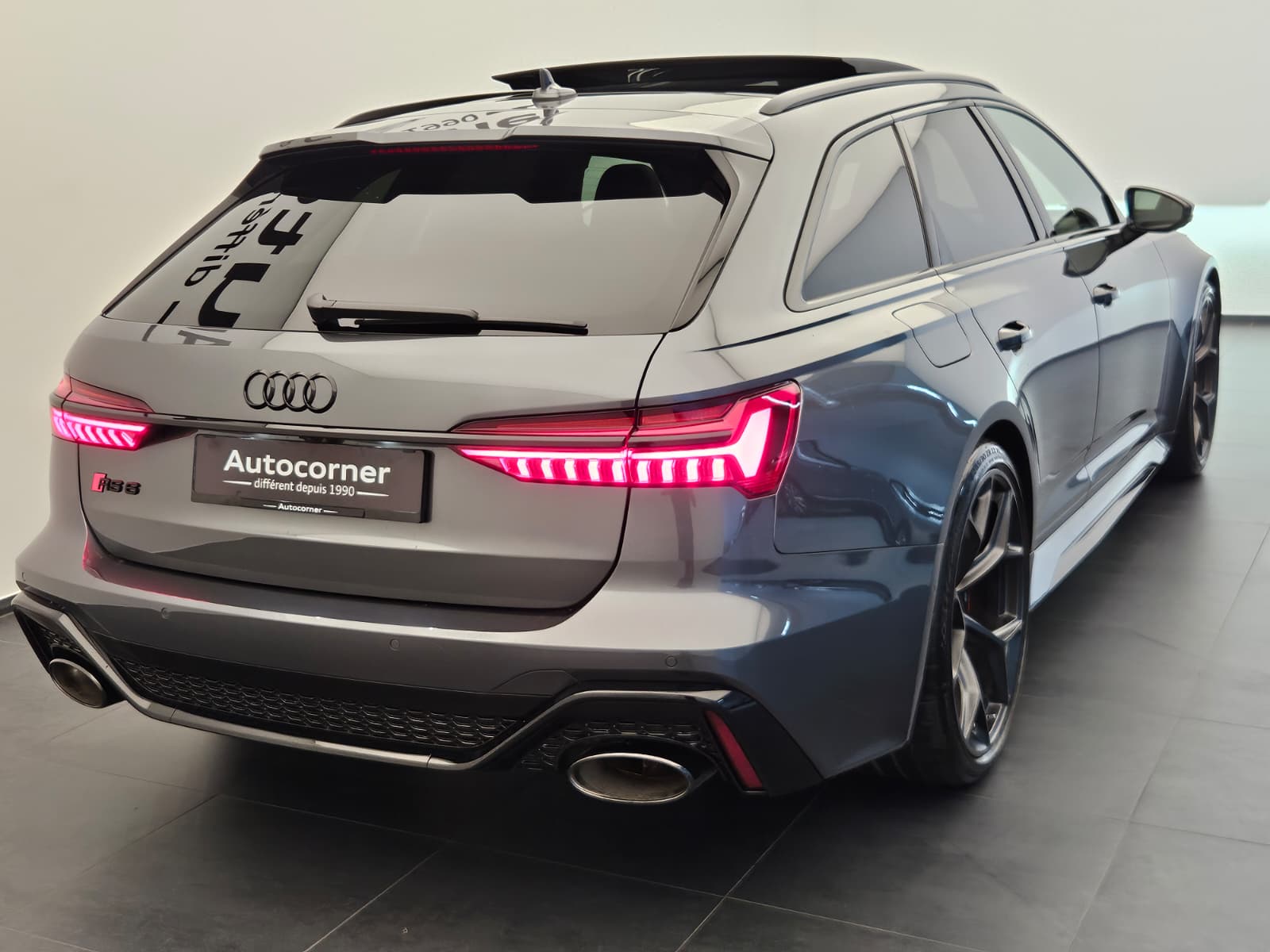 AUDI RS6 Avant 4.0 TFSI V8 Performance quattro-image-6