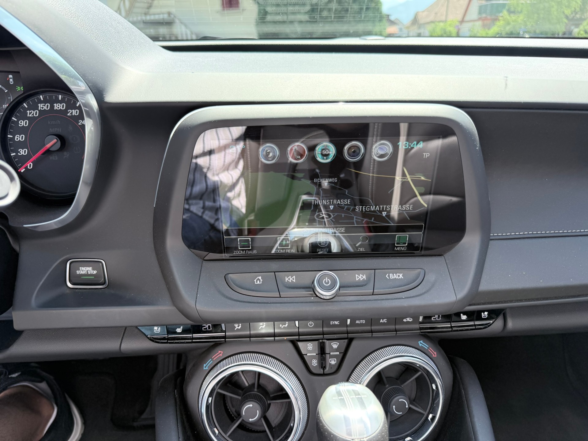 CHEVROLET Camaro 6.2 Convertible Automatic-image-18