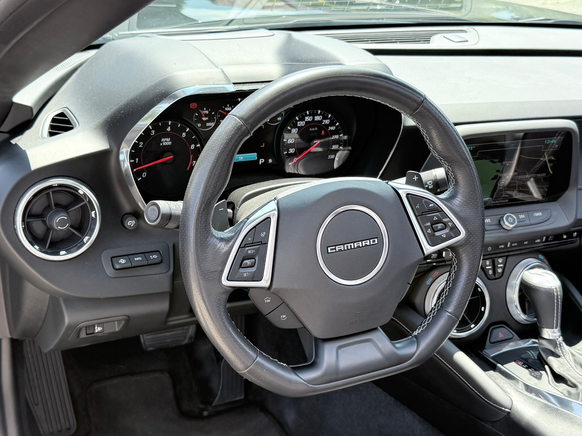 CHEVROLET Camaro 6.2 Convertible Automatic-image-10