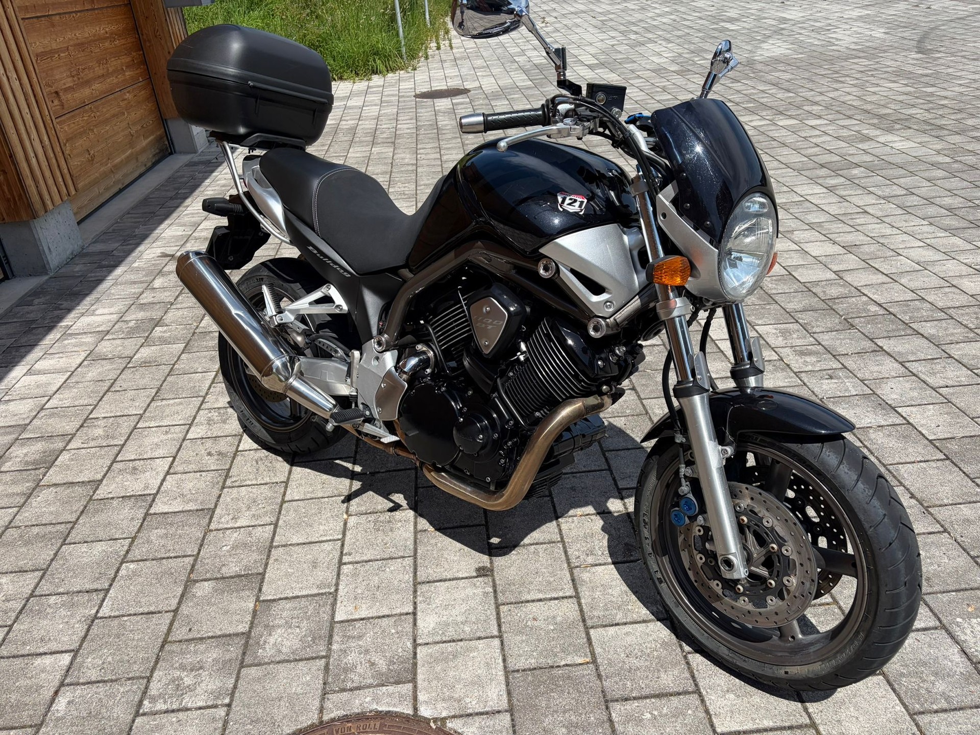 YAMAHA BT 1100 Bulldog-image-1