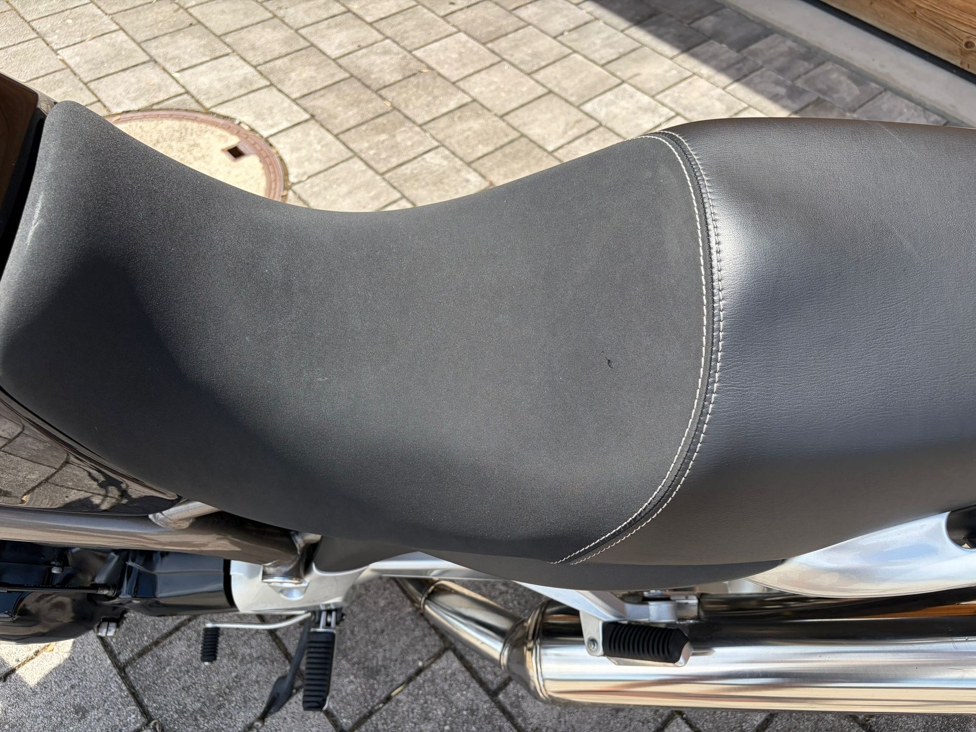 YAMAHA BT 1100 Bulldog-image-10