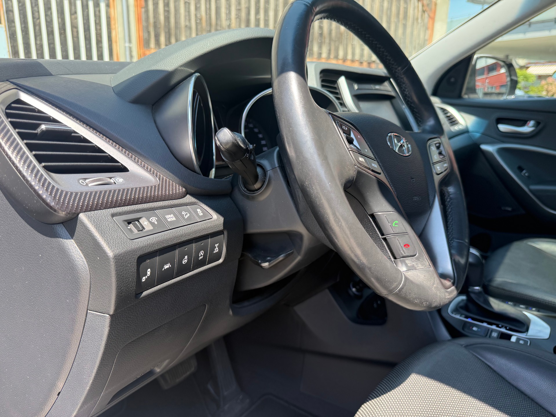 HYUNDAI Santa Fe 2.2 CRDI Vertex 4WD Automatic-image-10