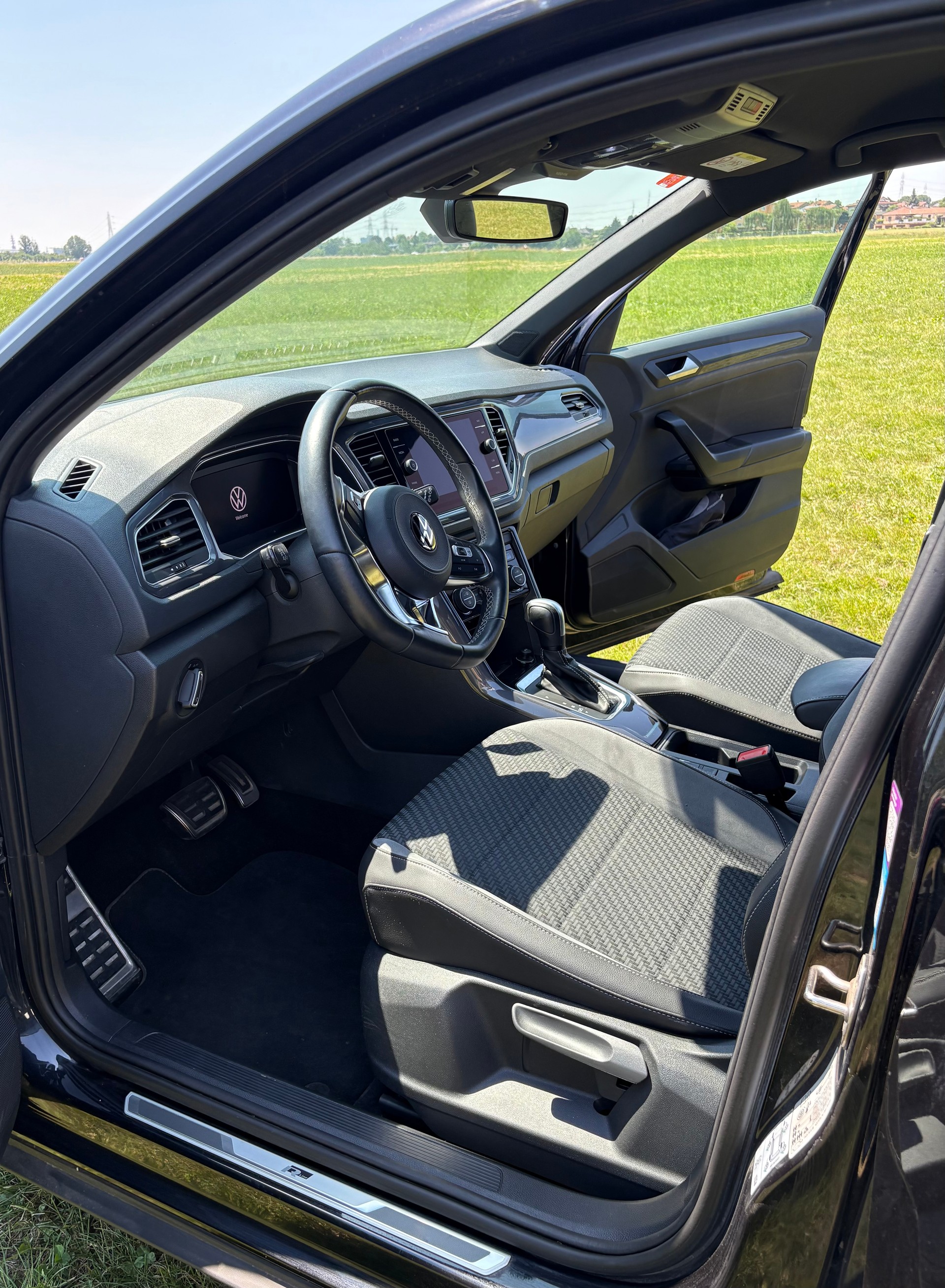 VW 1.5 TSI Advance DSG-image-2