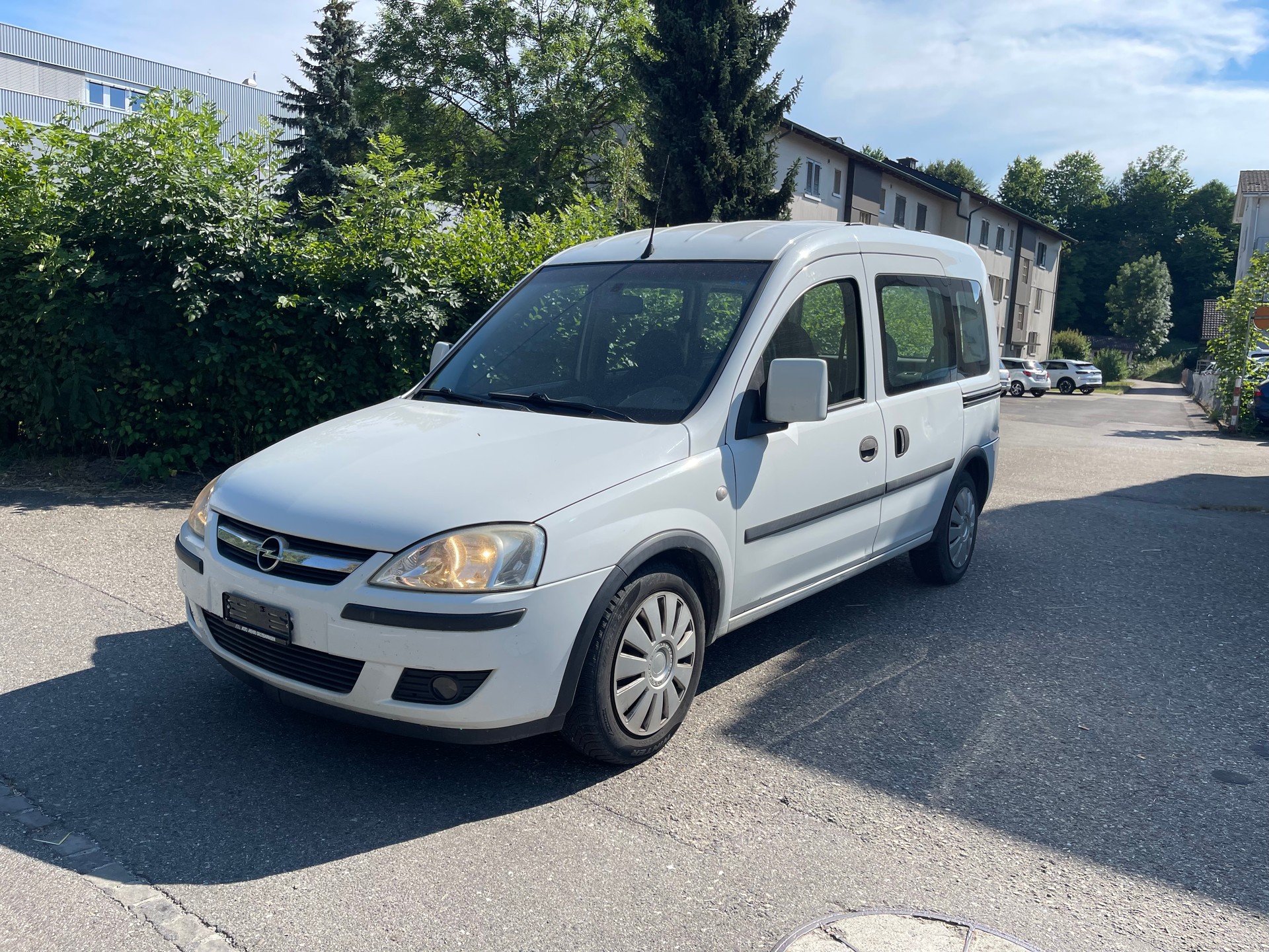 OPEL Combo 1.4 TP Enjoy-image-0