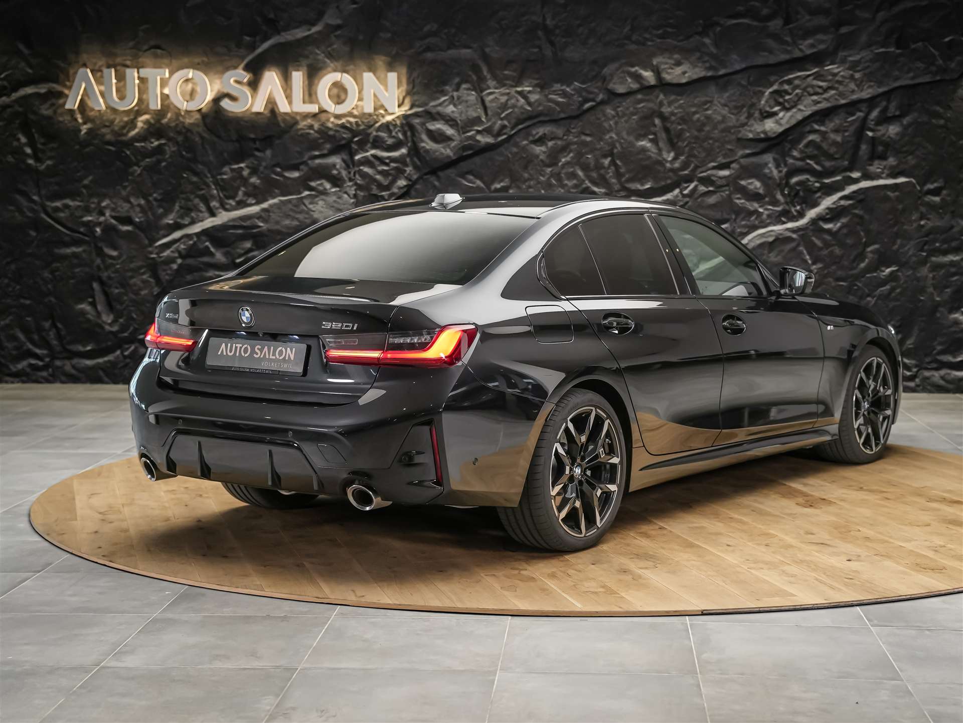 BMW 320i xDrive Steptronic M Sport *Werksgarantie*Head Up Display*Abstandsregler*-image-5