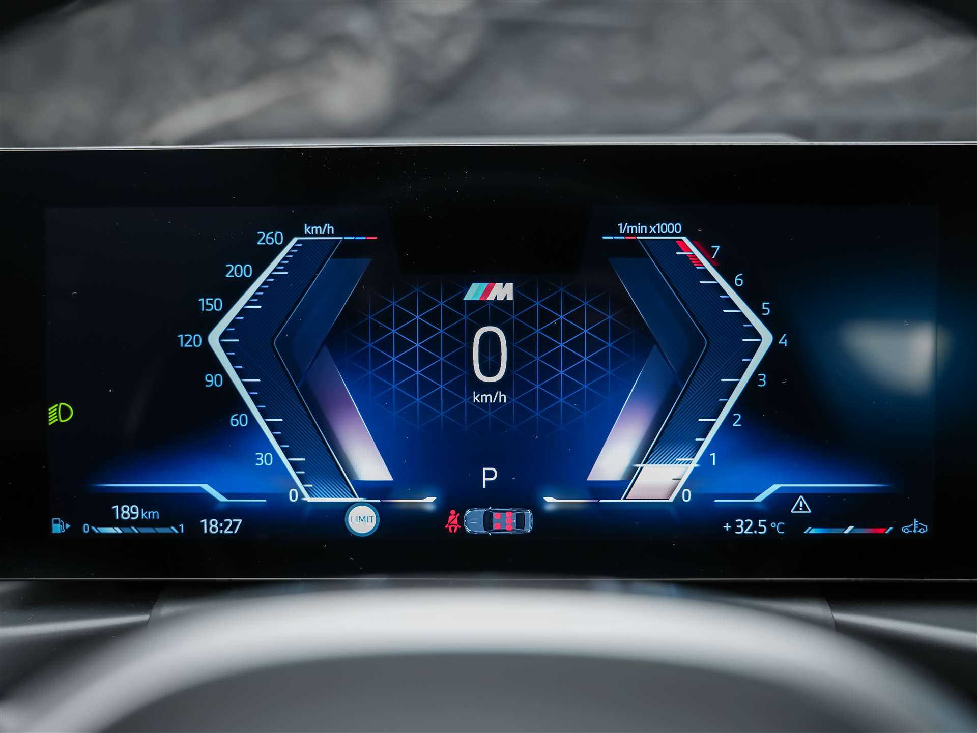 BMW 320i xDrive Steptronic M Sport *Werksgarantie*Head Up Display*Abstandsregler*-image-27