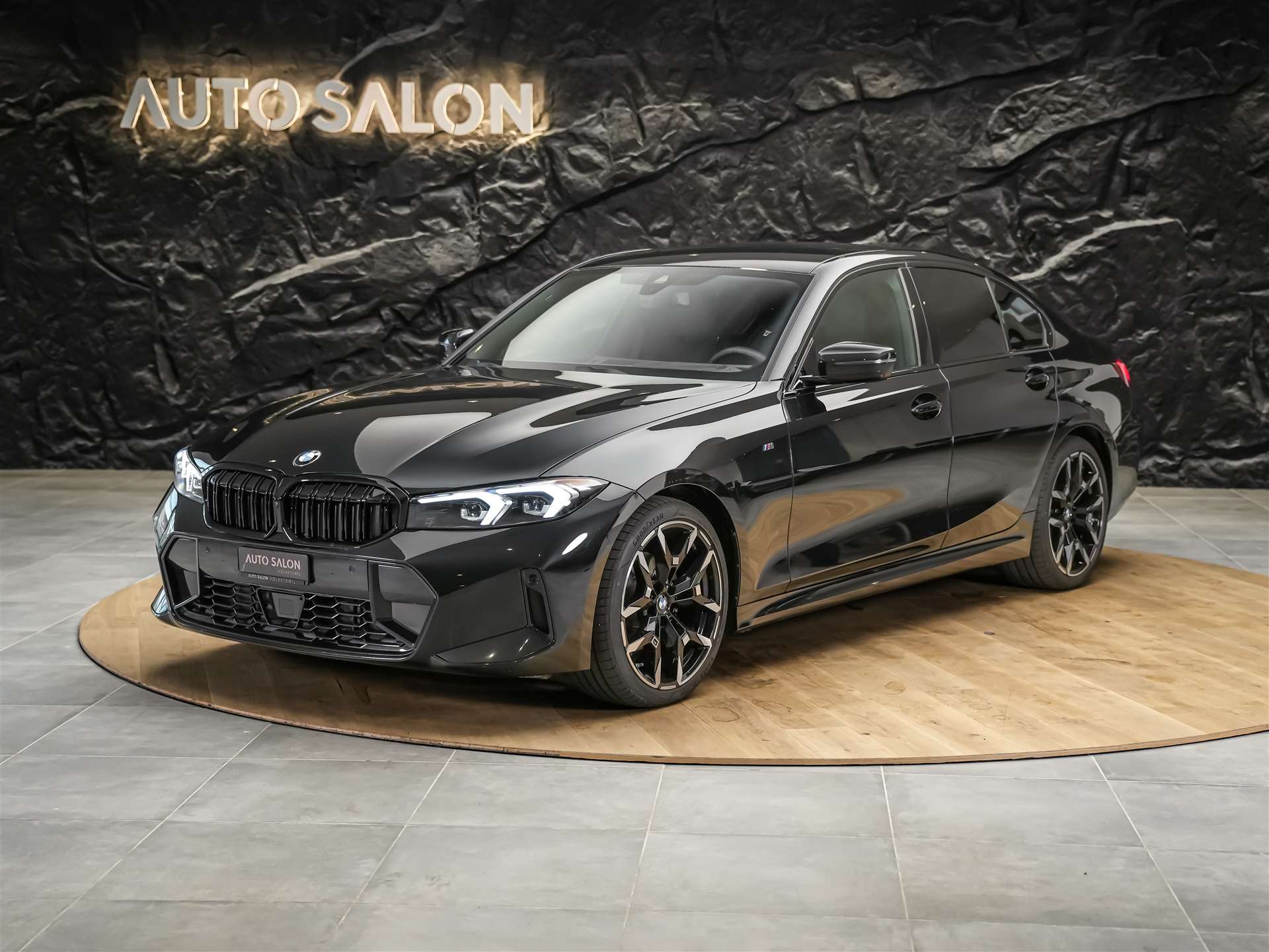 BMW 320i xDrive Steptronic M Sport *Werksgarantie*Head Up Display*Abstandsregler*-image-1