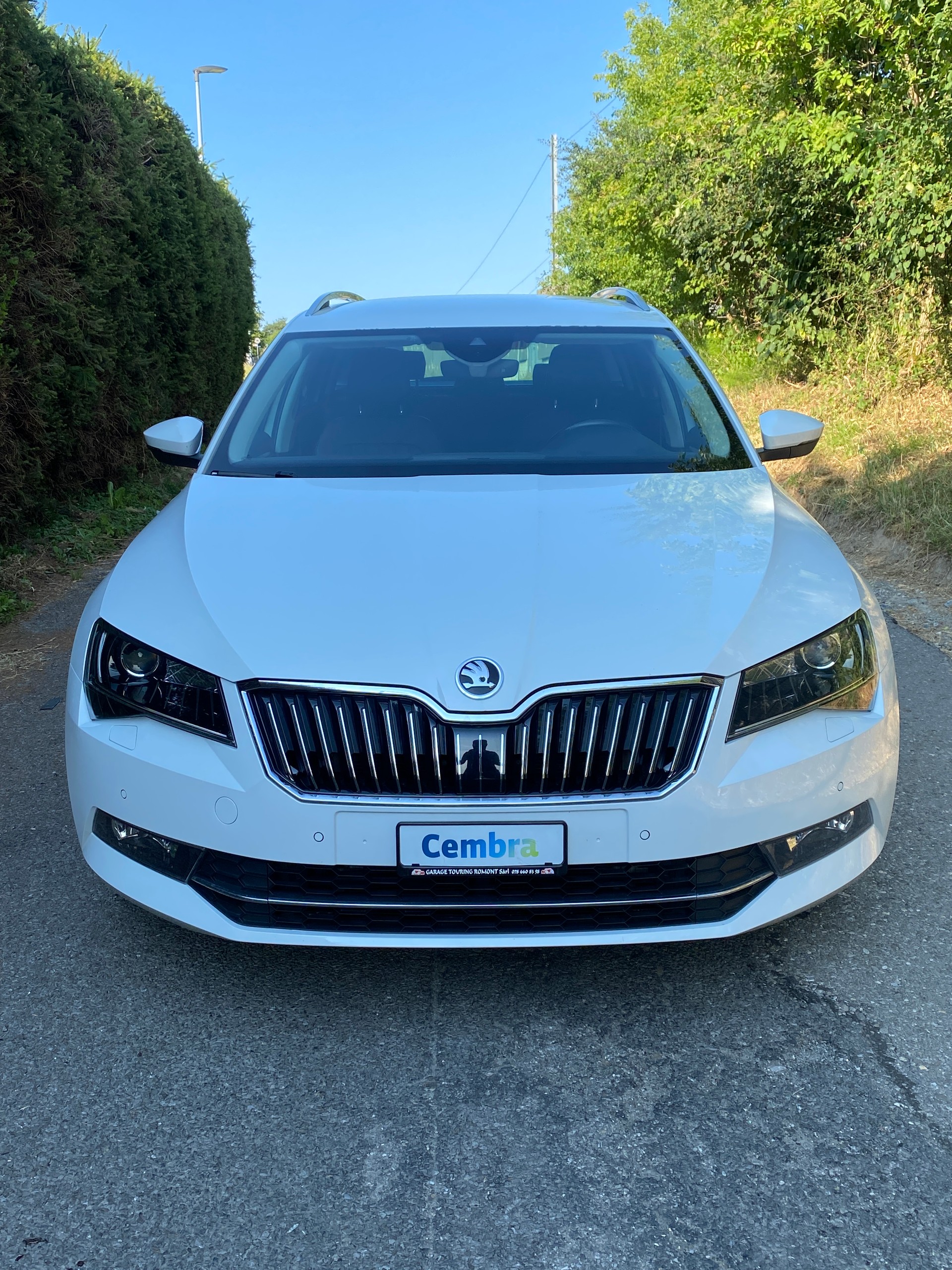 SKODA Superb Combi 1.8 TSI Style DSG-image-0