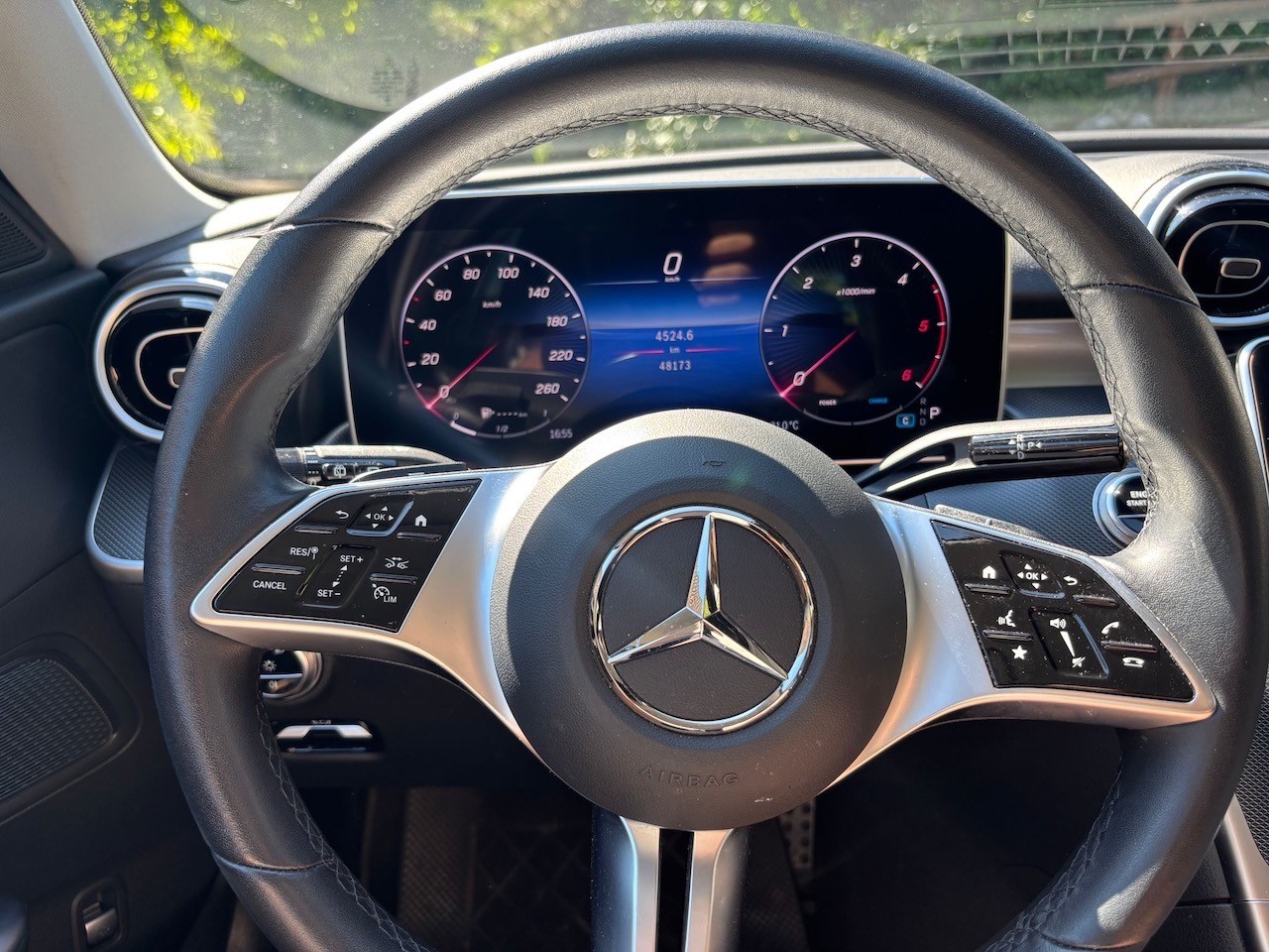 MERCEDES-BENZ C 220 d 4Matic T All-Terrain Avantgarde-image-3