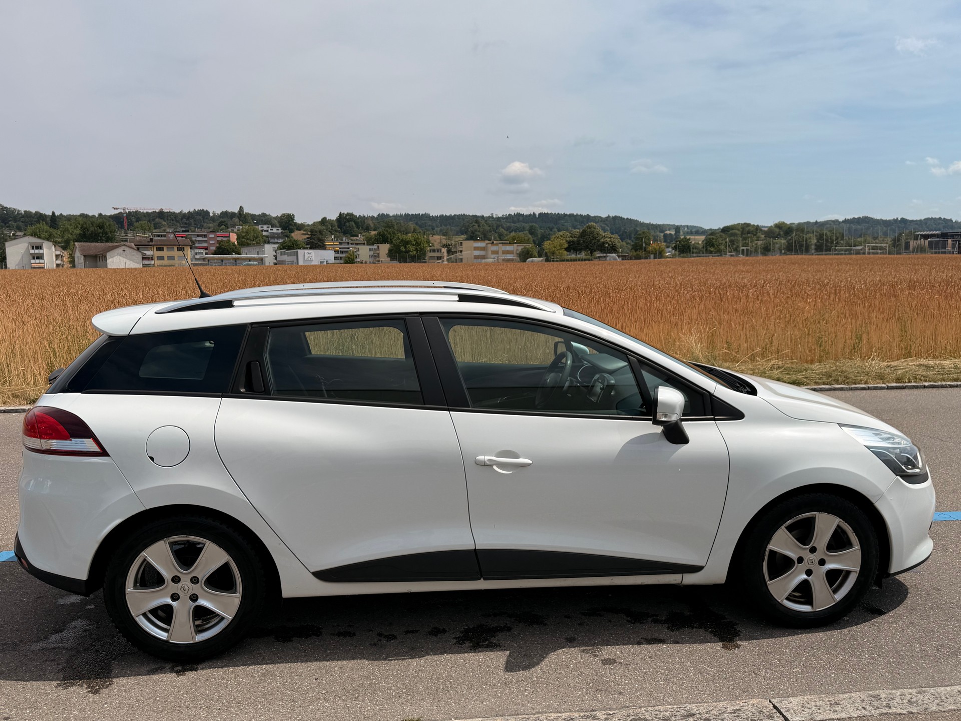 RENAULT 1.5 dCi Swiss Edition-image-1