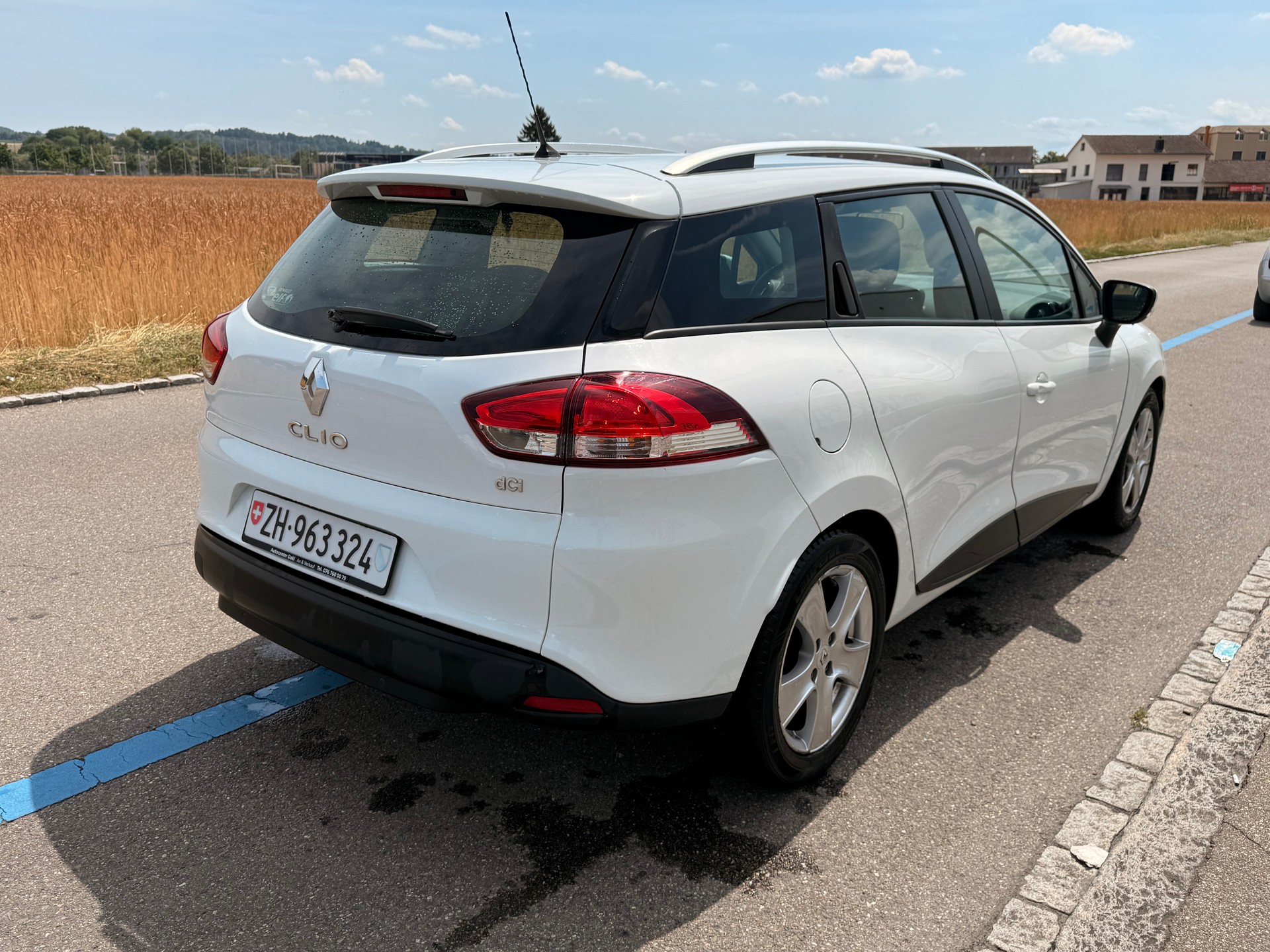 RENAULT 1.5 dCi Swiss Edition-image-2