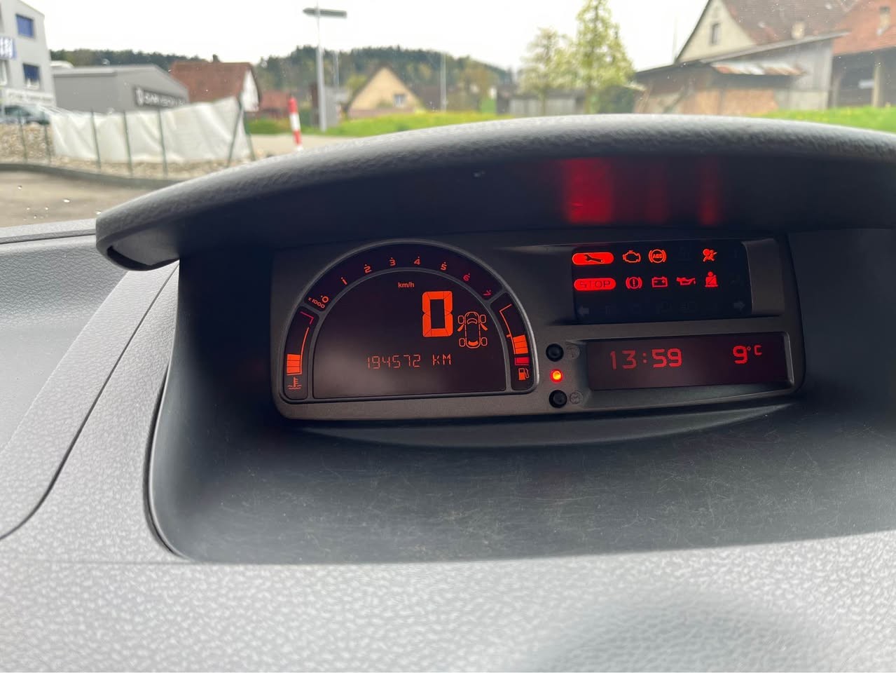 RENAULT Modus 1.2 16V T Yahoo-image-8