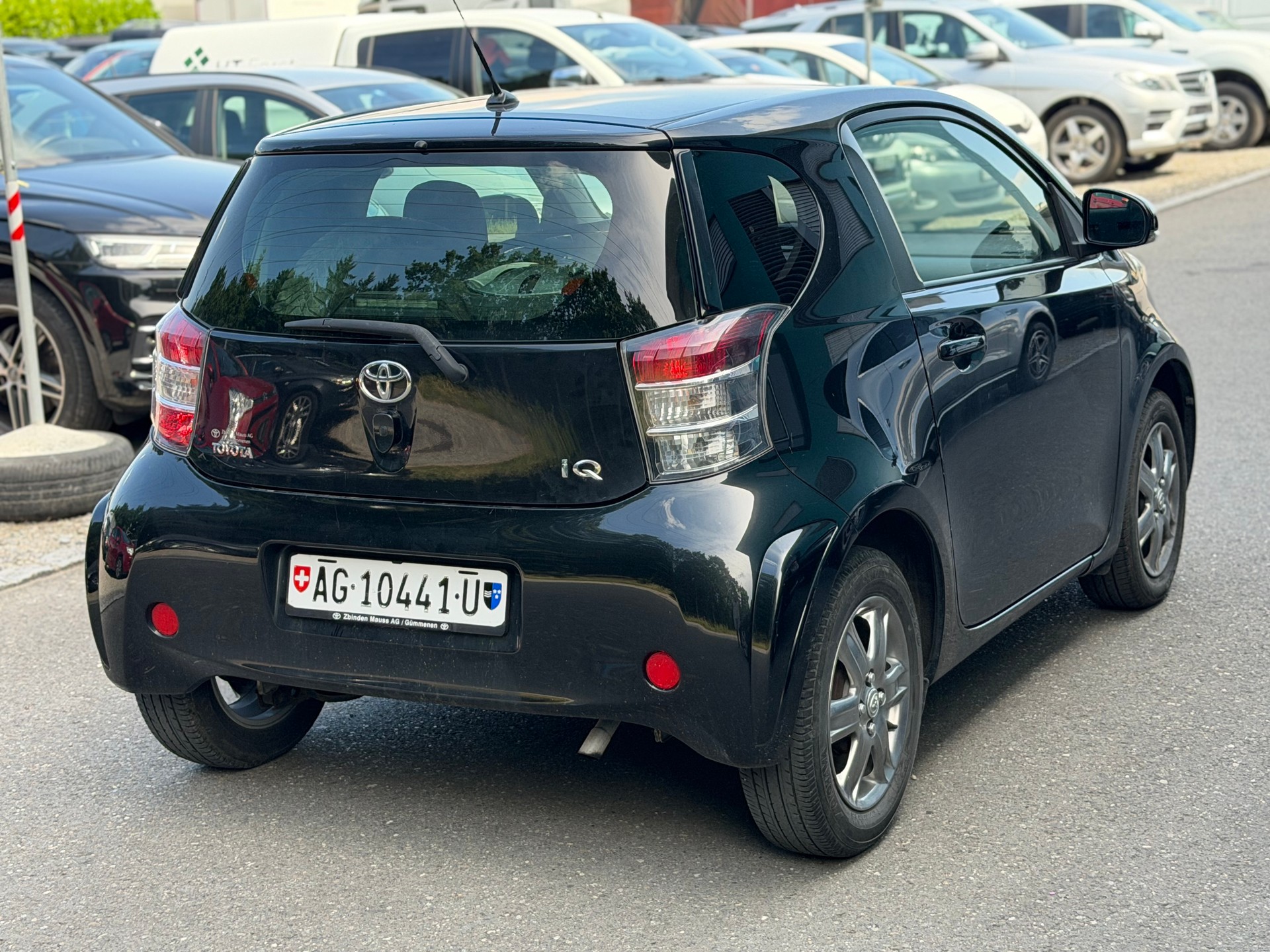 TOYOTA iQ2 1.0 VVT-i-image-3