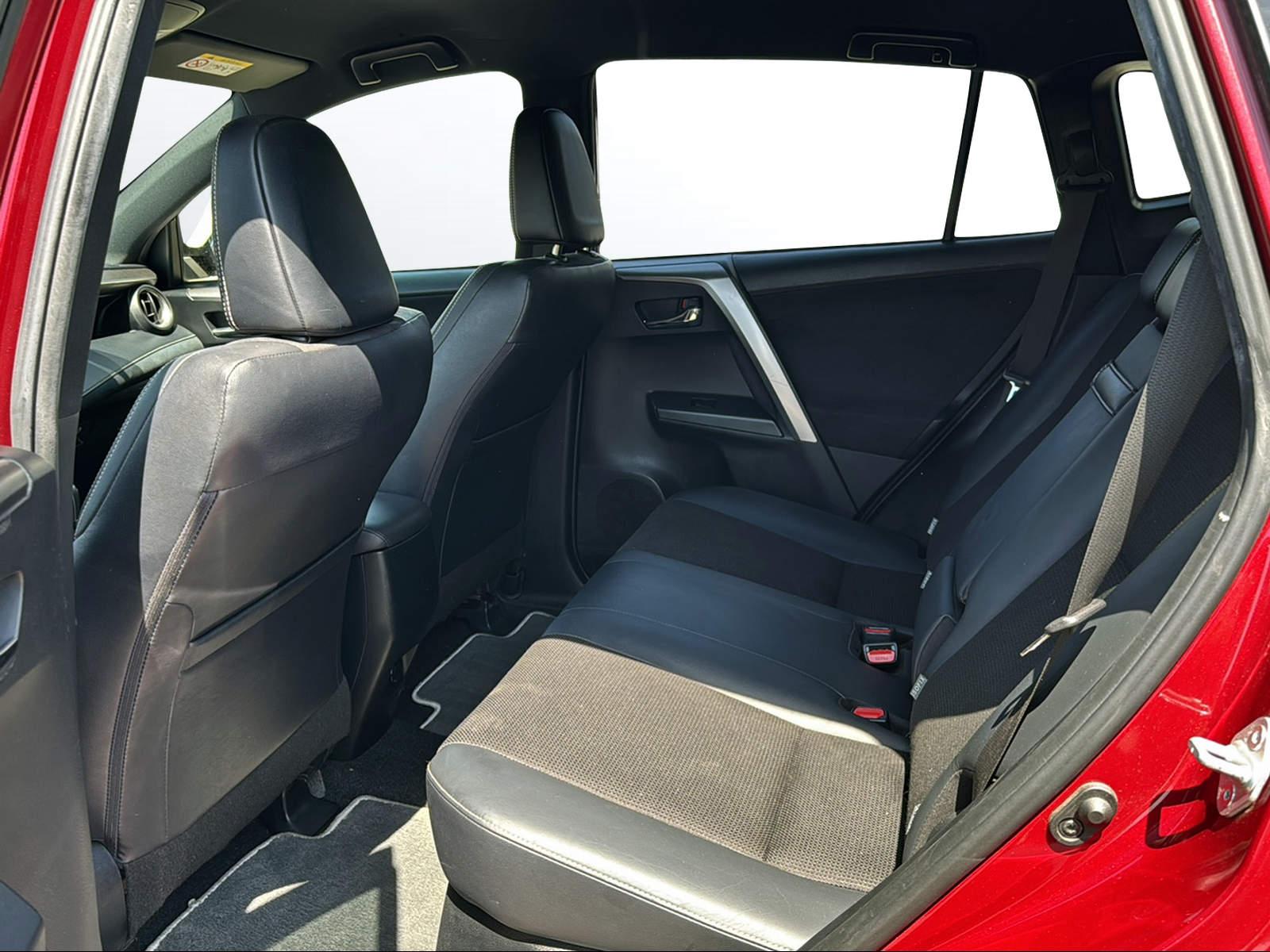 TOYOTA RAV4 2.5 HSD Victory-image-3