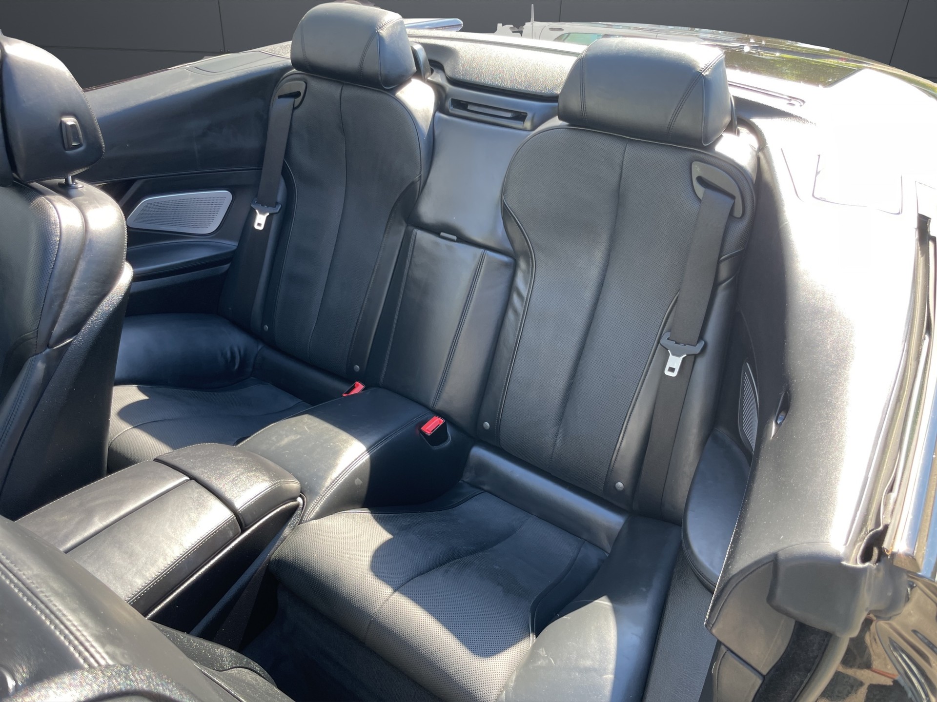 BMW 650i Cabrio xDrive Sport Edition-image-9