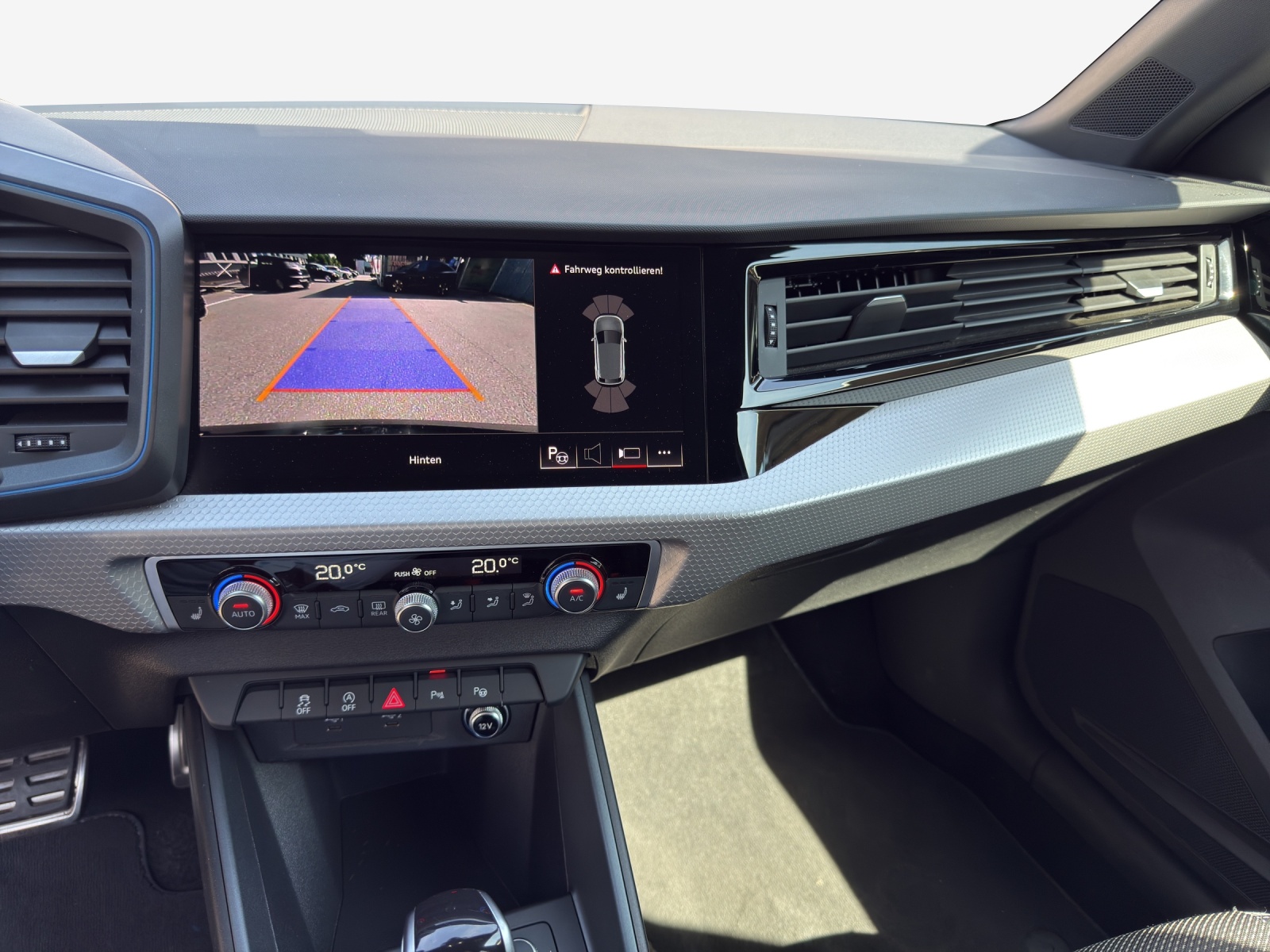 AUDI A1 Sportback 30 TFSI Attraction S-tronic-image-10