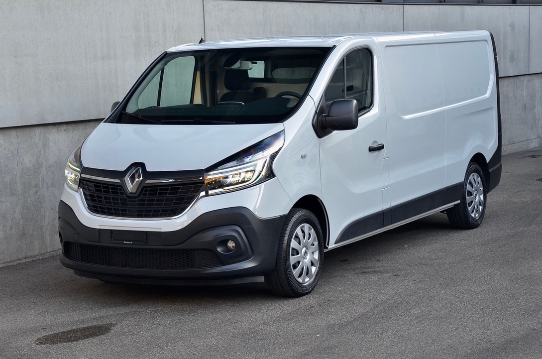 RENAULT Trafic 2.0 ENERGY dCi 120 Business L2H1 3.0 t 4d-image-1