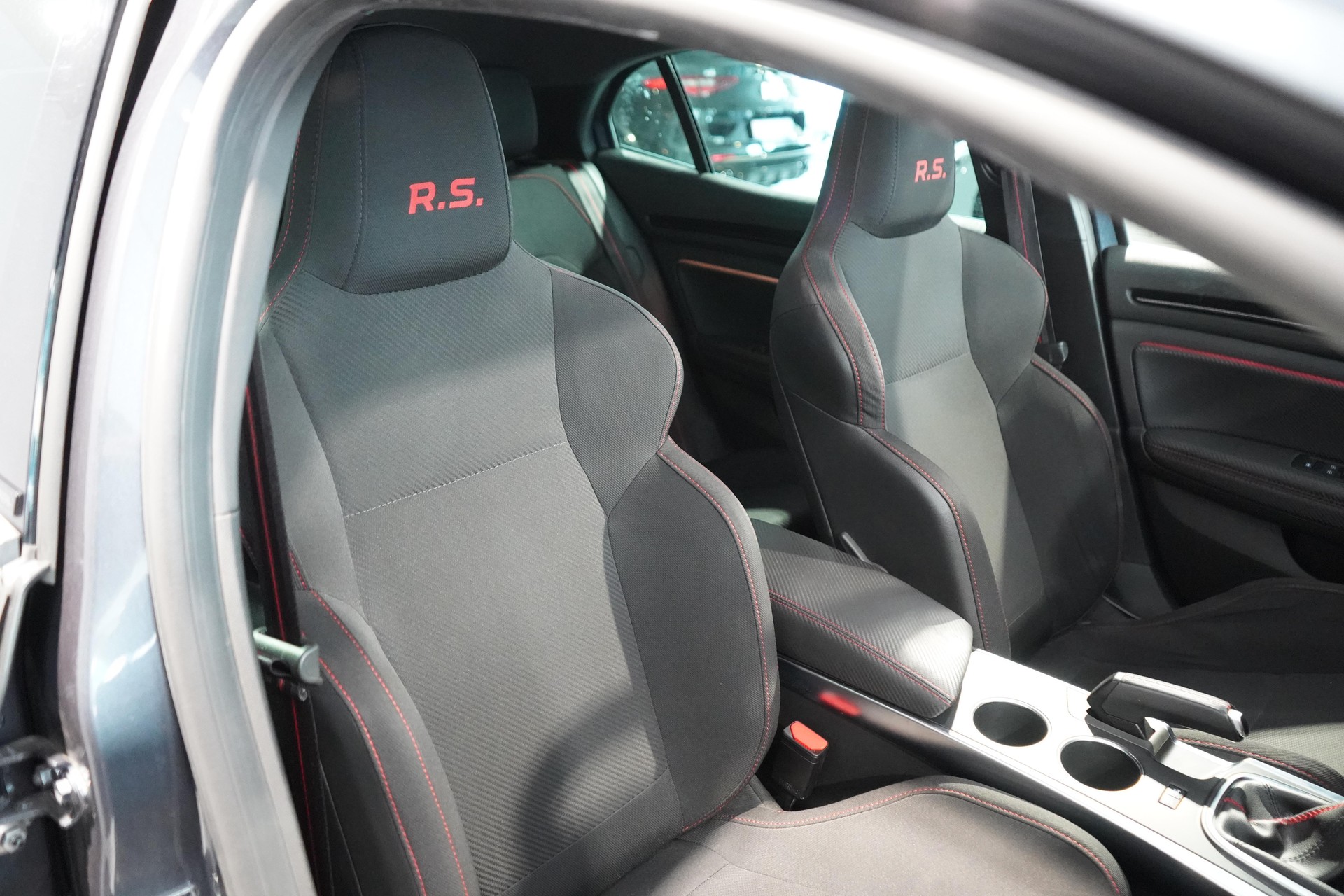 RENAULT Mégane Sport 1.8 T RS-image-6