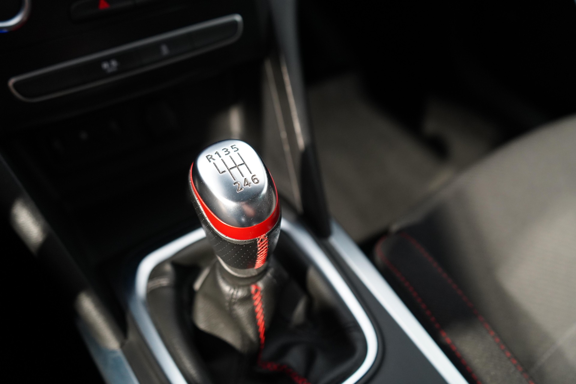 RENAULT Mégane Sport 1.8 T RS-image-12