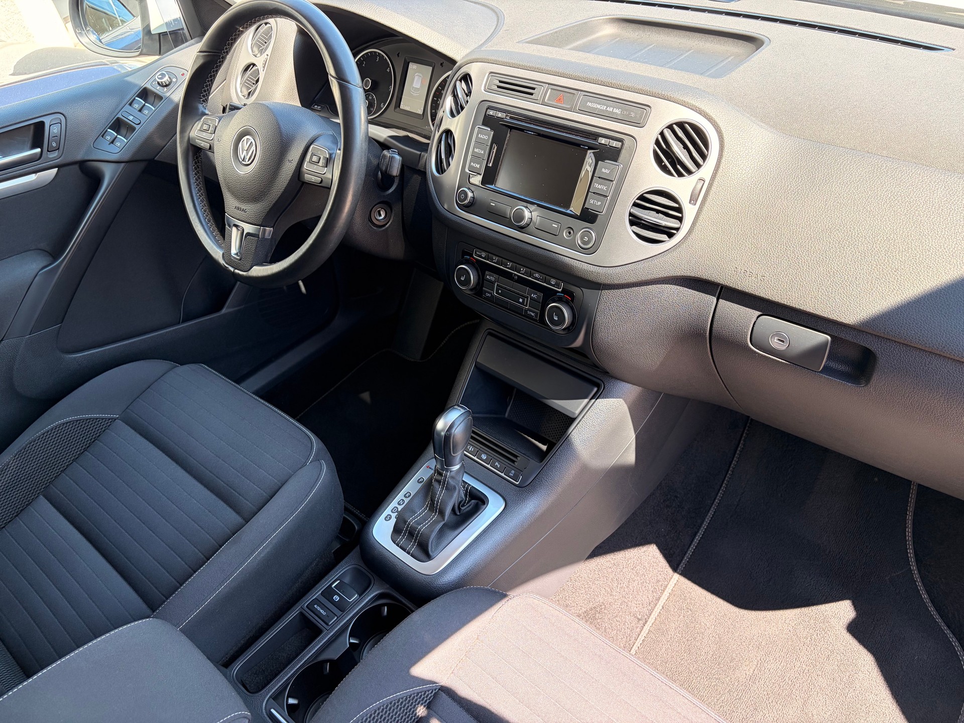 VW Tiguan 2.0 TDI BMT Cup 4Motion DSG-image-3