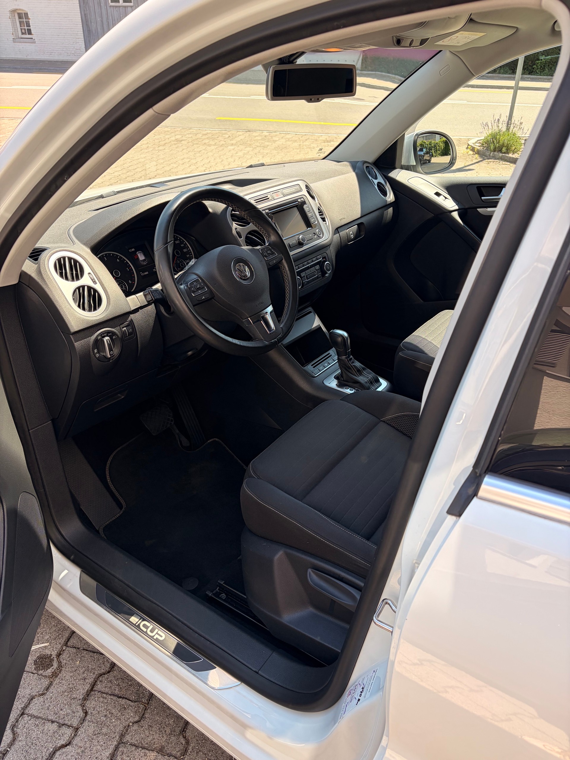 VW Tiguan 2.0 TDI BMT Cup 4Motion DSG-image-6