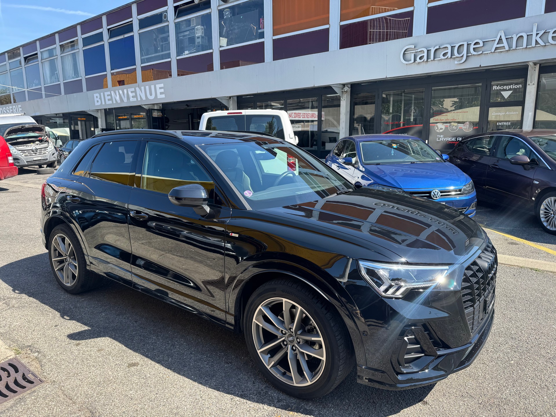 AUDI Q3 35 TFSI S line S-tronic-image-3