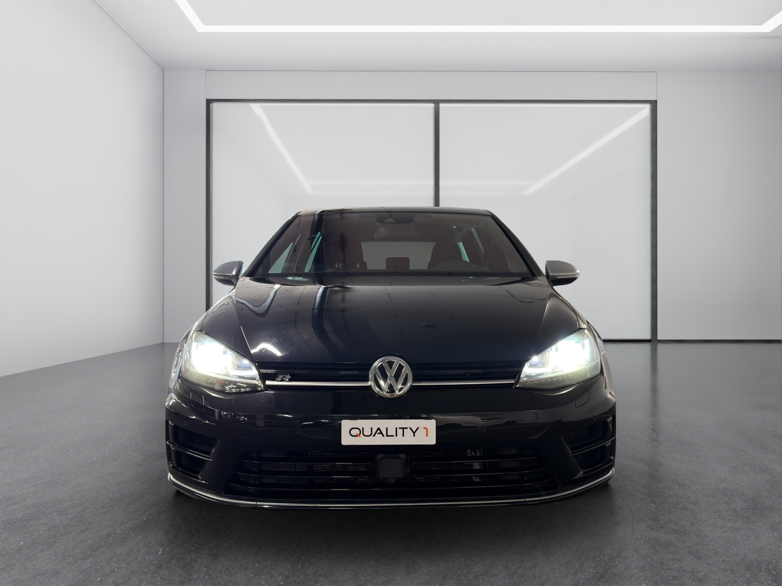 VW Golf 2.0 TSI R 4Motion DSG-image-4