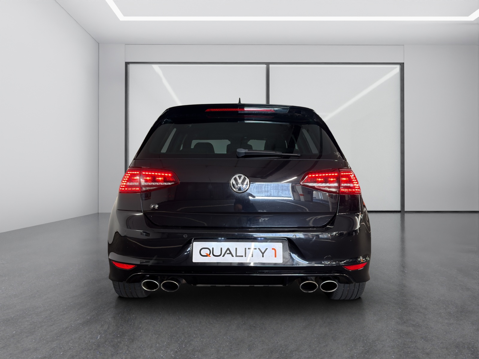 VW Golf 2.0 TSI R 4Motion DSG-image-19
