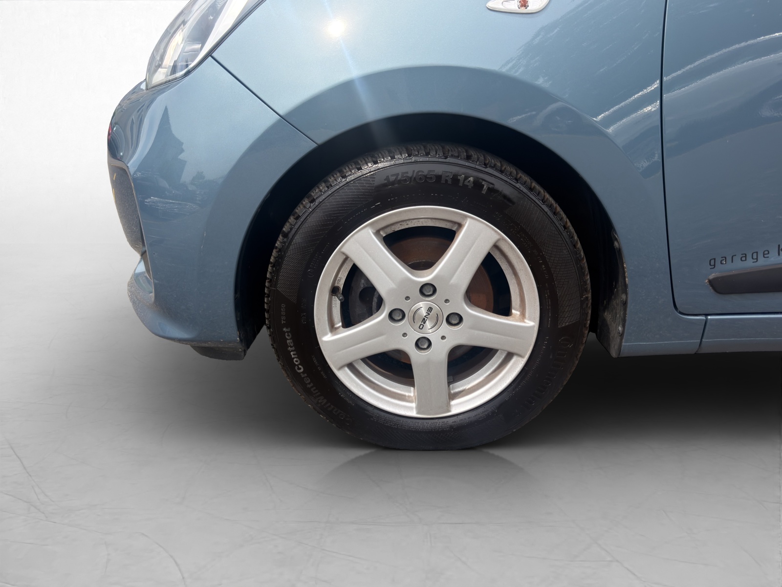 HYUNDAI i10 1.0 Amplia-image-18