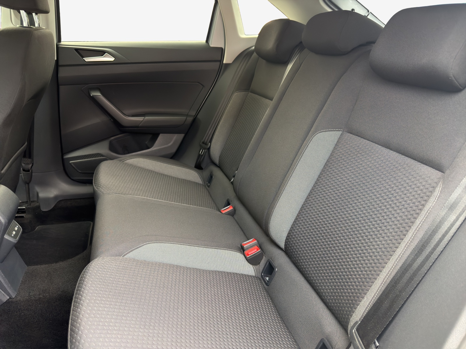 VW Taigo 1.0 TSI Life-image-11