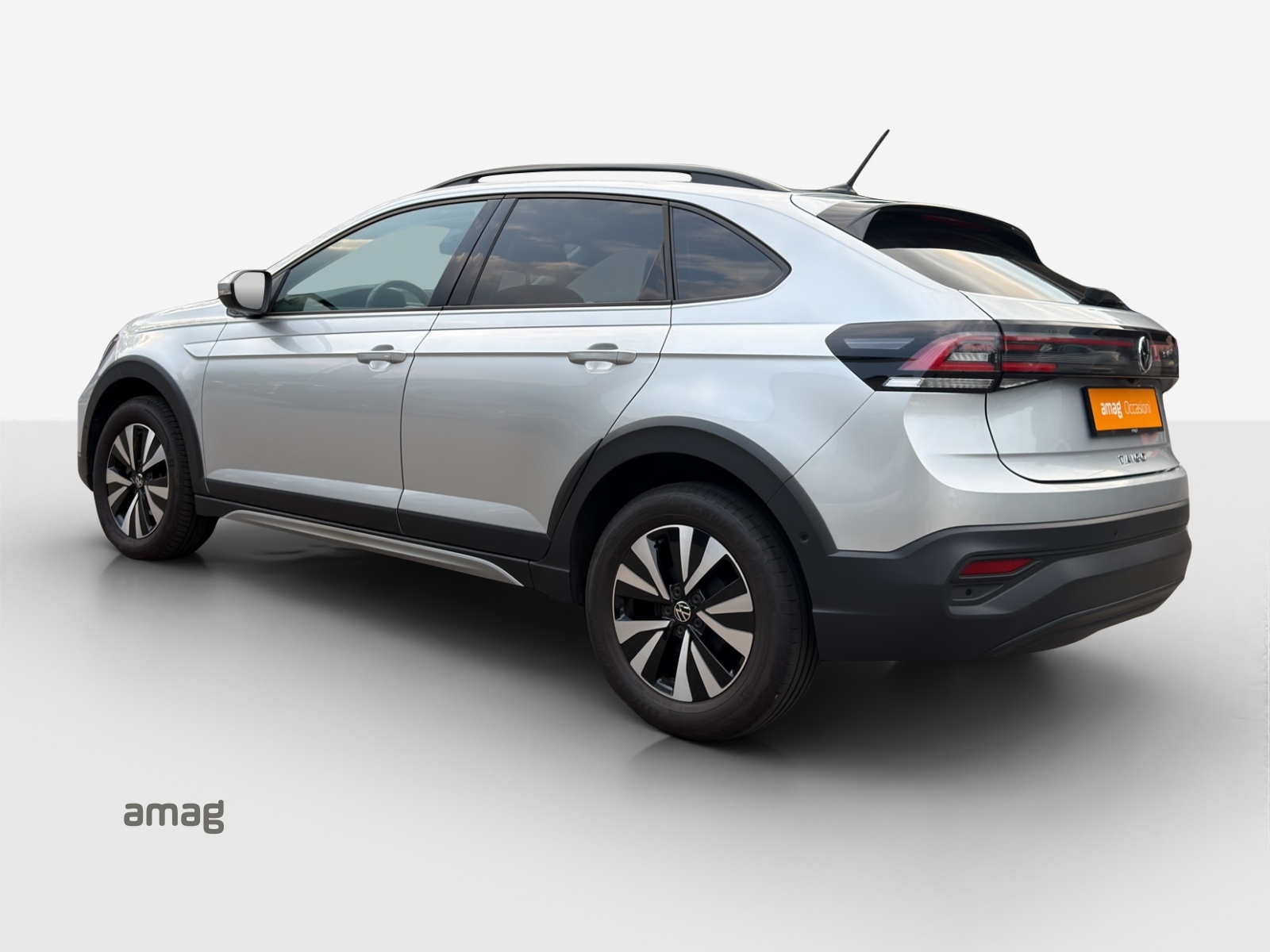 VW Taigo 1.0 TSI Life-showroom-element-2