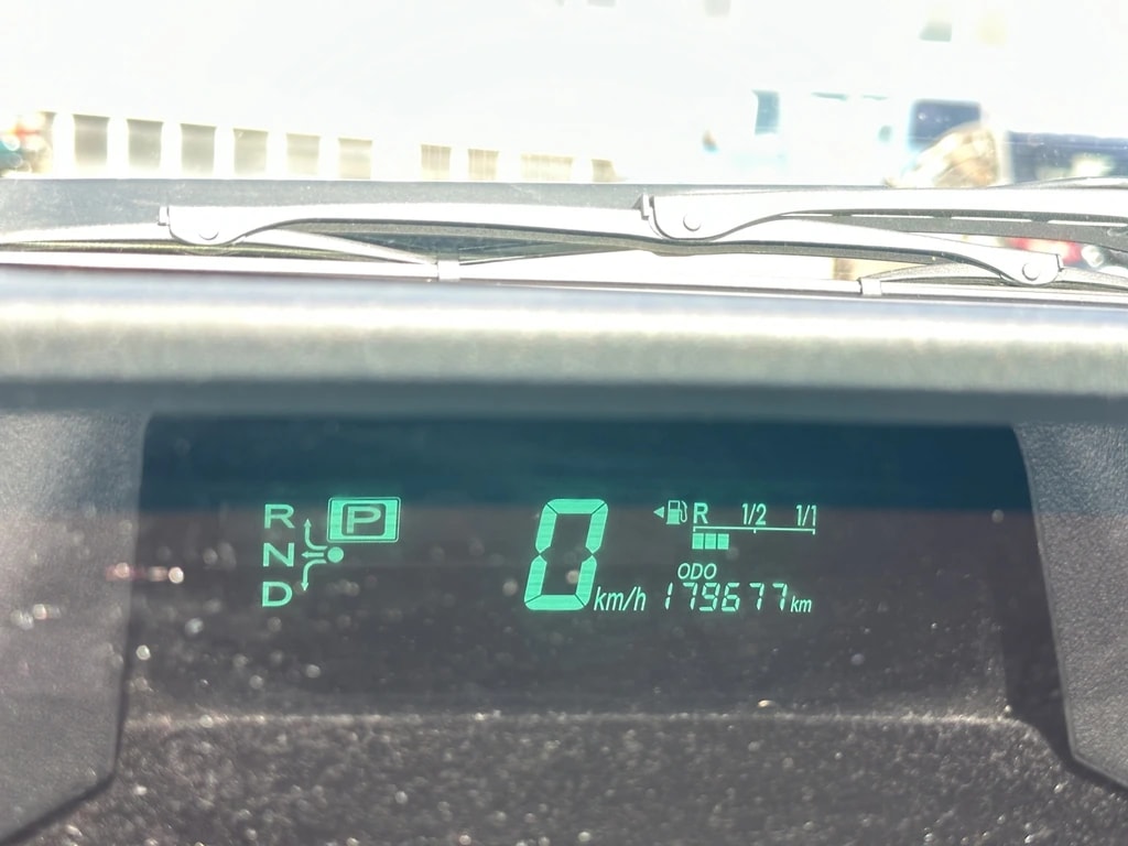 TOYOTA Prius 1.5 16V Hybrid Edition-image-16