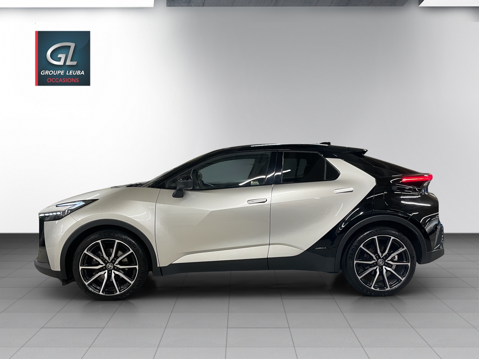 TOYOTA C-HR 2.0 HSD CVT GR Sport-image-2