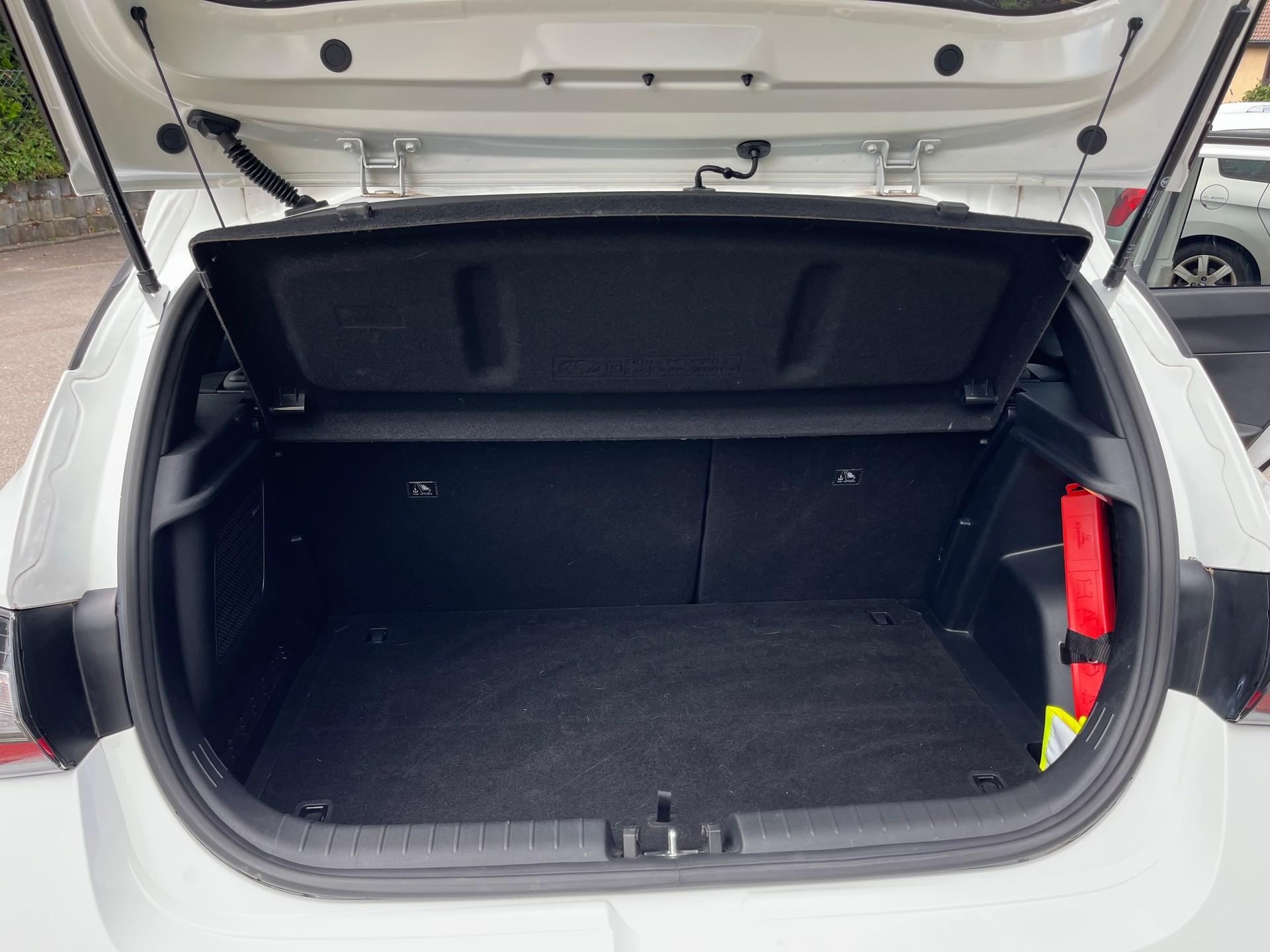 HYUNDAI i20 1.6 T-GDi N-image-12