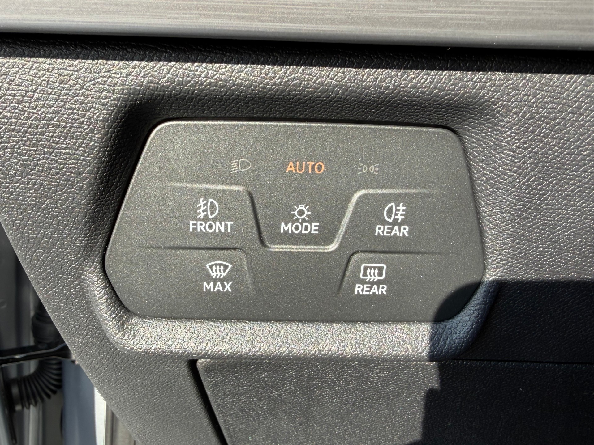 SEAT Leon ST 1.4 eHybrid pHEV DSG Move FR-image-13
