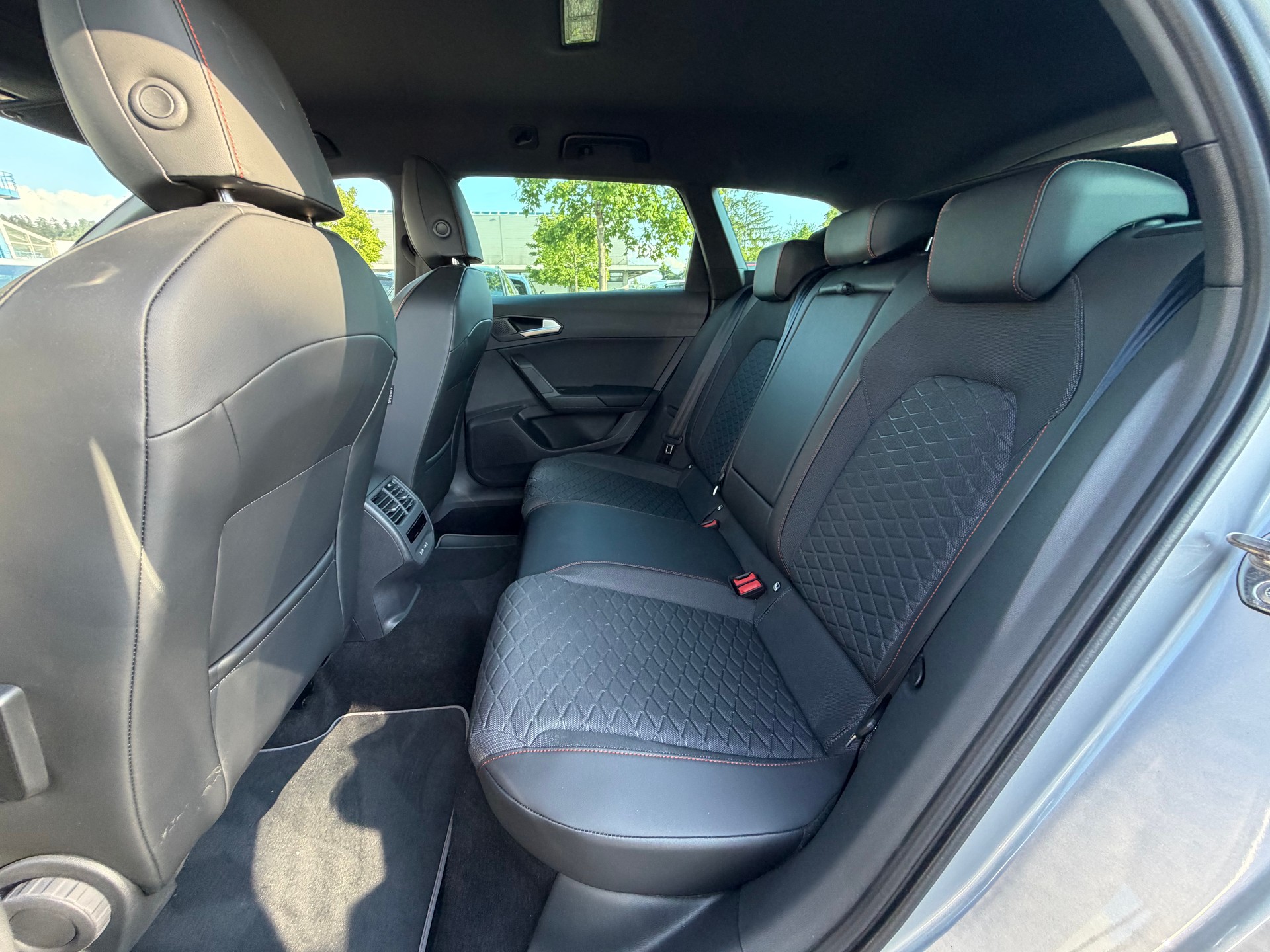 SEAT Leon ST 1.4 eHybrid pHEV DSG Move FR-image-9