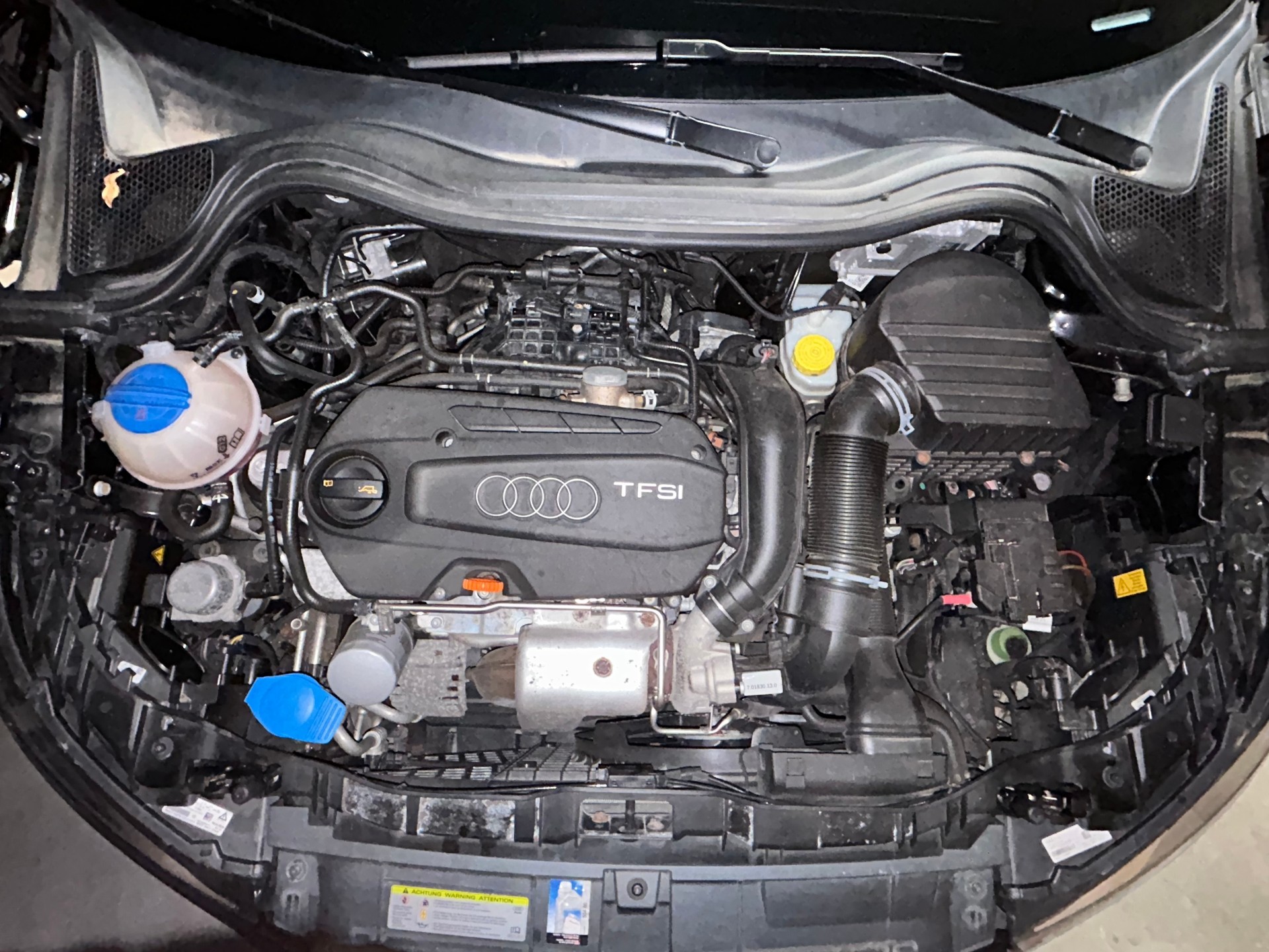 AUDI 1.4 TFSI Ambition S-Tronic-image-4