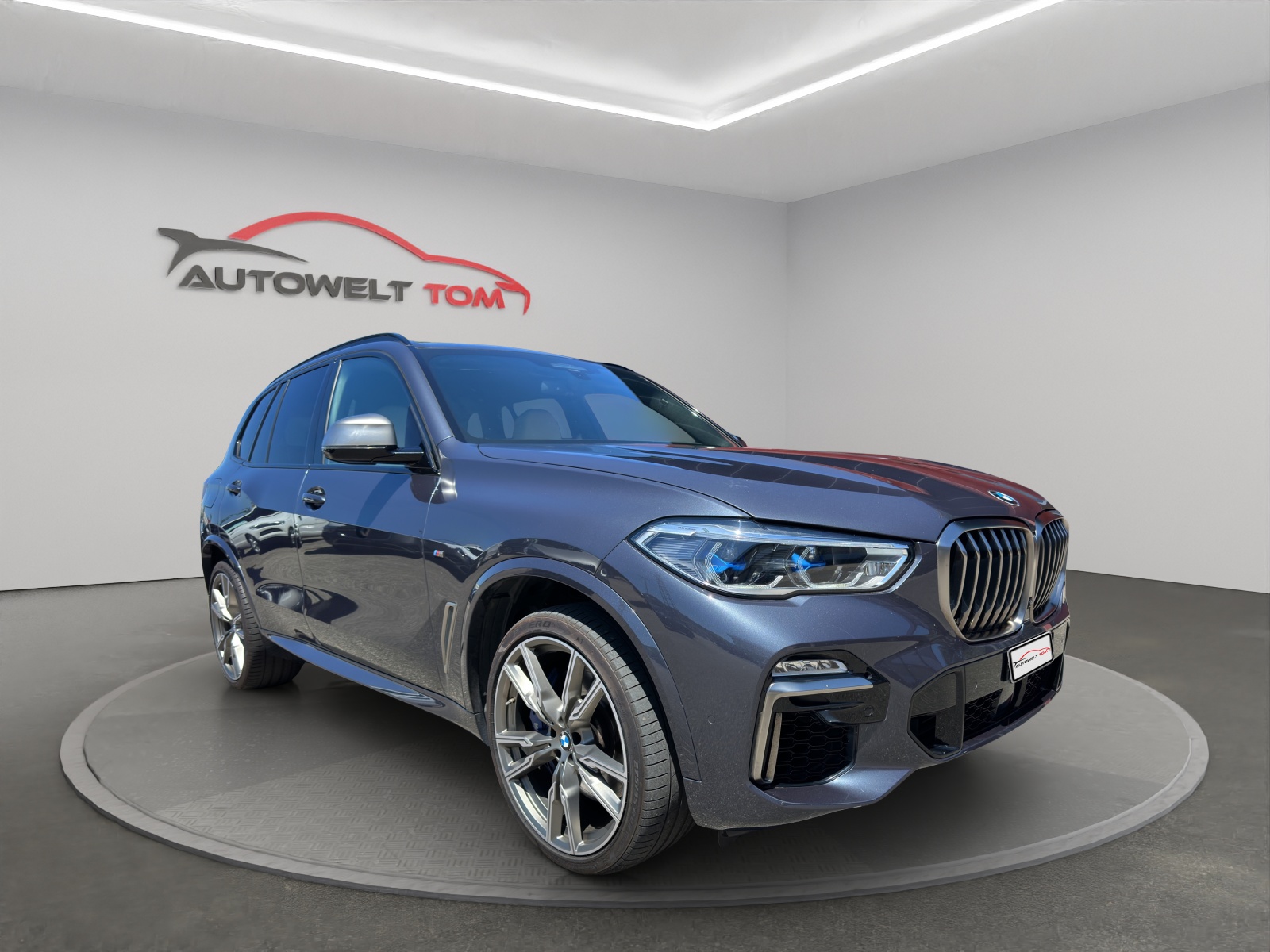 BMW X5 xDrive M50i Steptronic-image-6