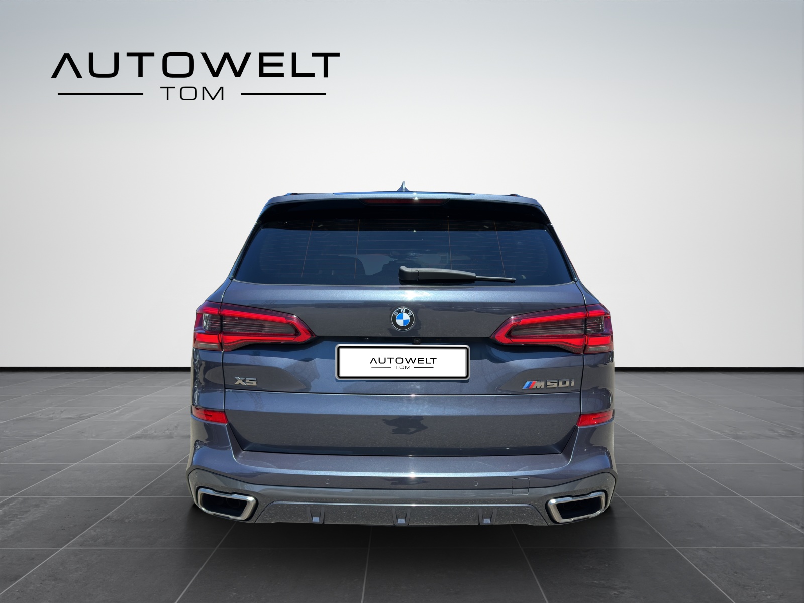 BMW X5 xDrive M50i Steptronic-image-3