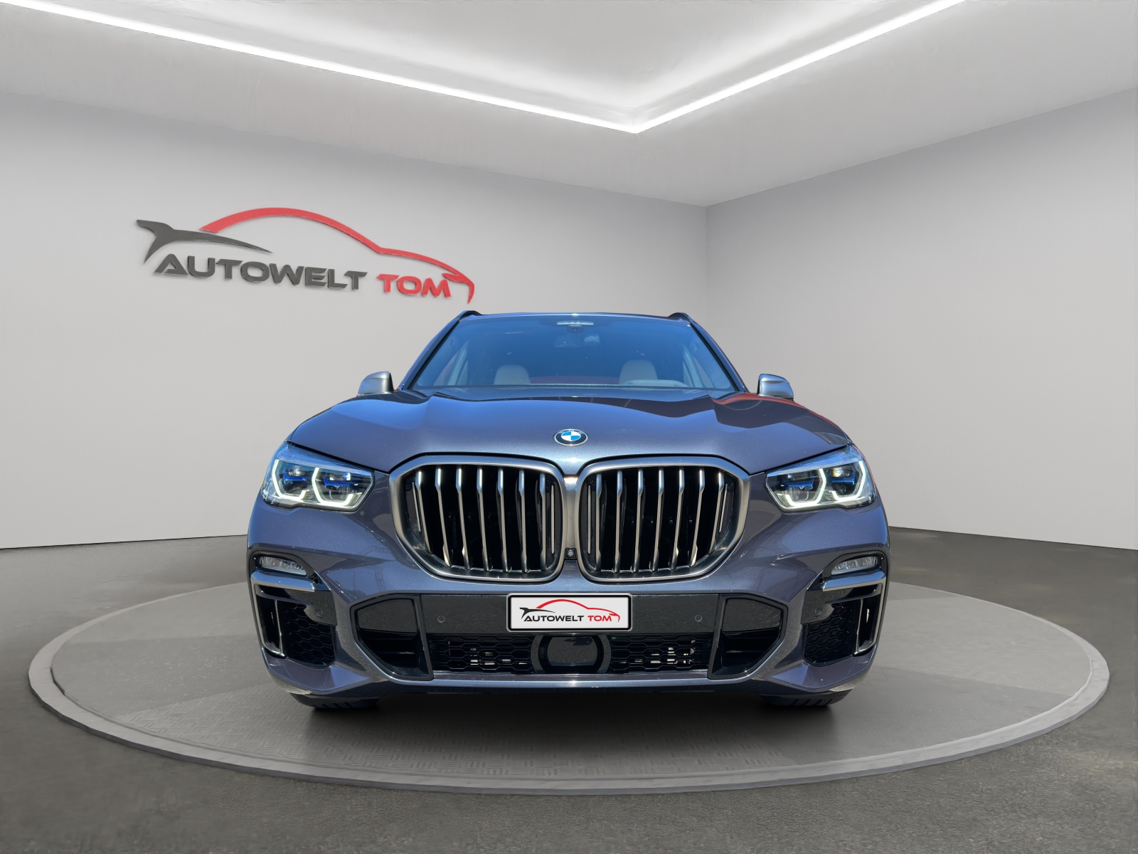 BMW X5 xDrive M50i Steptronic-image-7