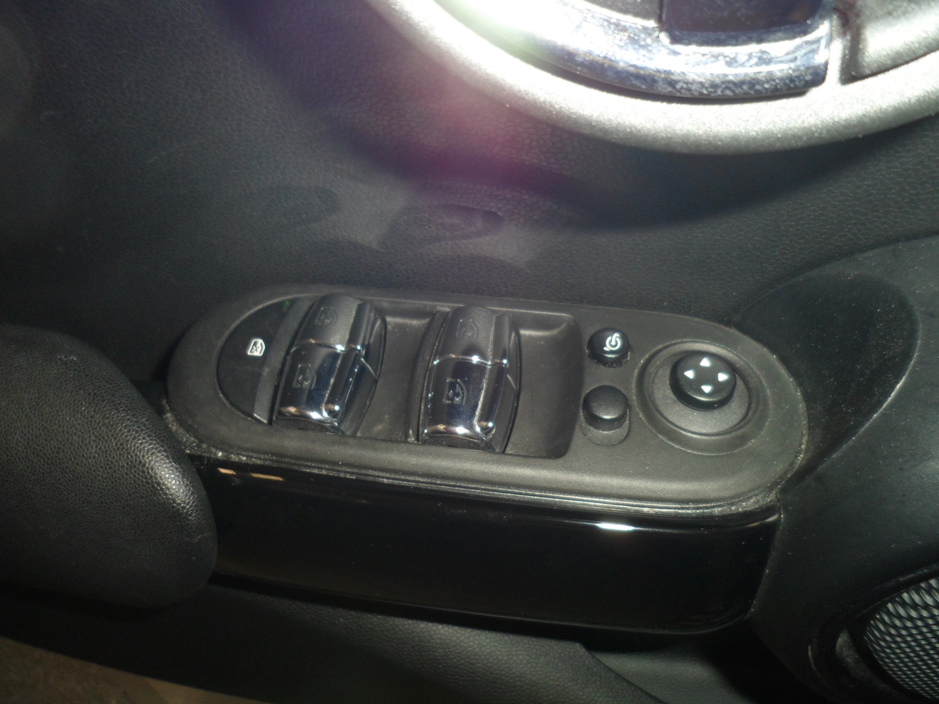 MINI Cooper Steptronic DKG-image-14