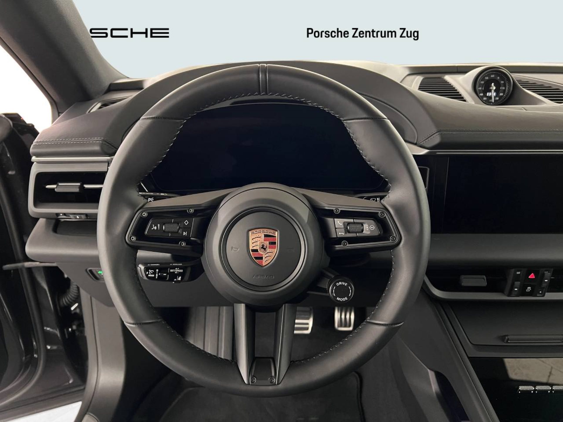 PORSCHE Macan 4S-image-16