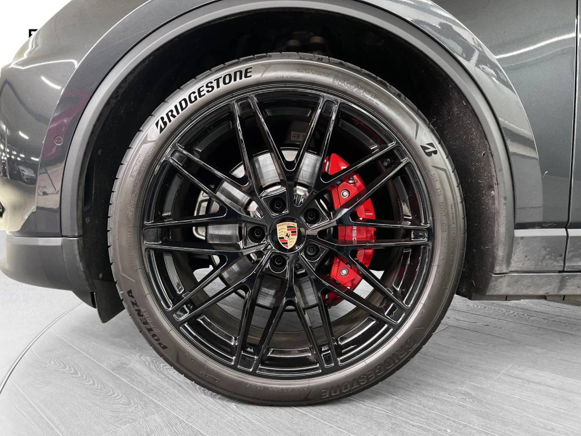 PORSCHE Macan 4S-image-10