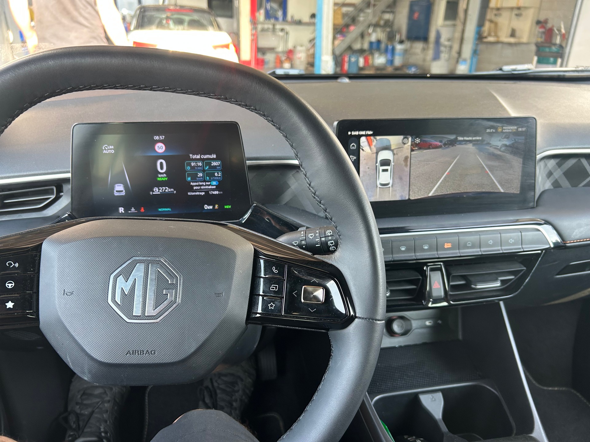 MG 3 1.5 Hybrid Luxury Aut.-image-6