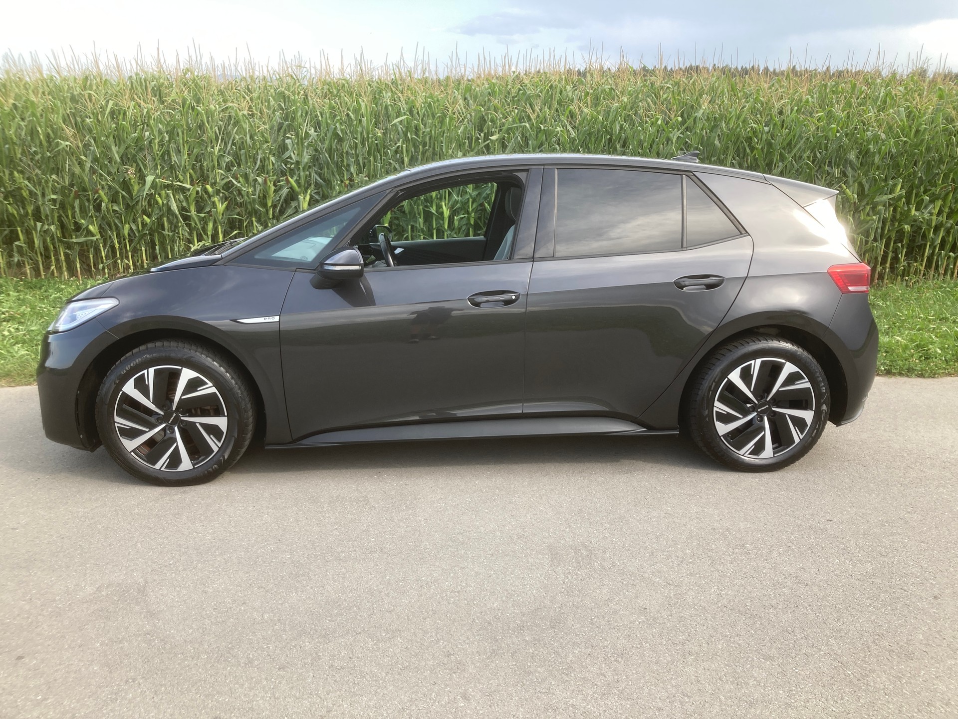 VW ID.3 Pro Performance 58 kWh Family-image-4