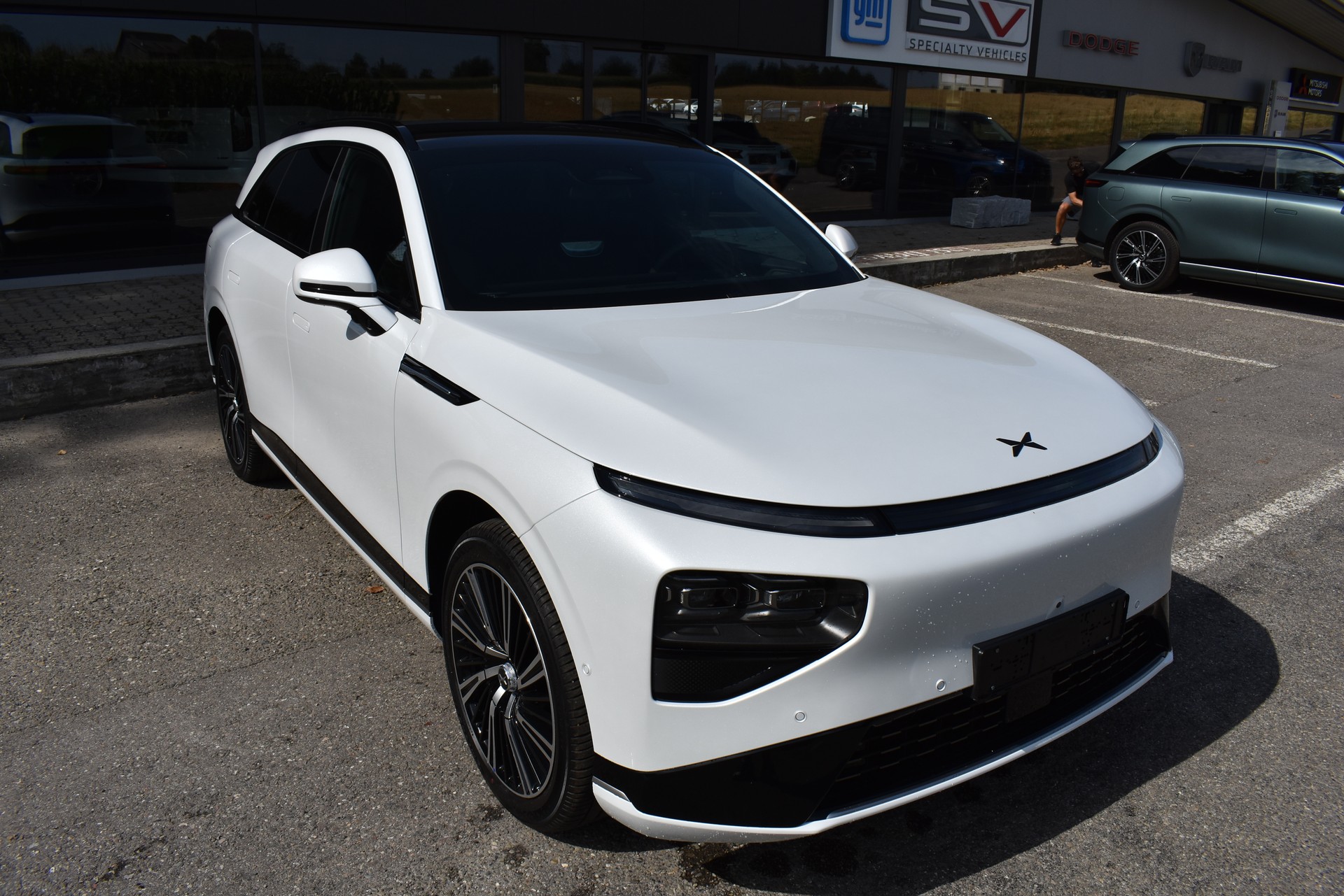XPENG G9 93kWh Performance AWD-image-2