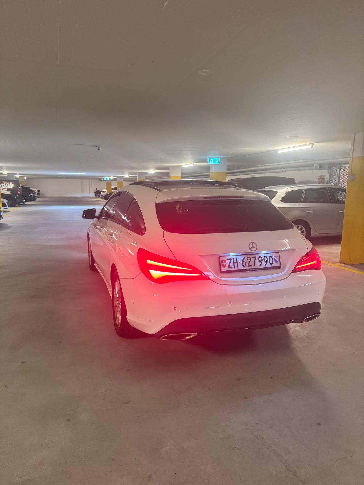 MERCEDES-BENZ CLA 200 Night Star-image-3
