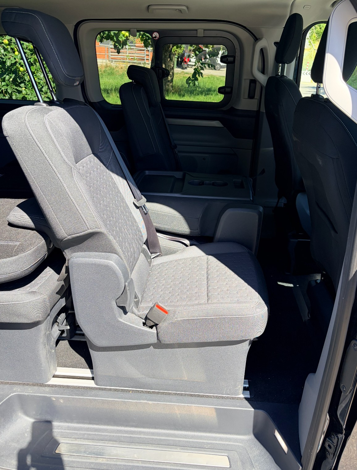FORD TOURNEO CUSTOM-image-7
