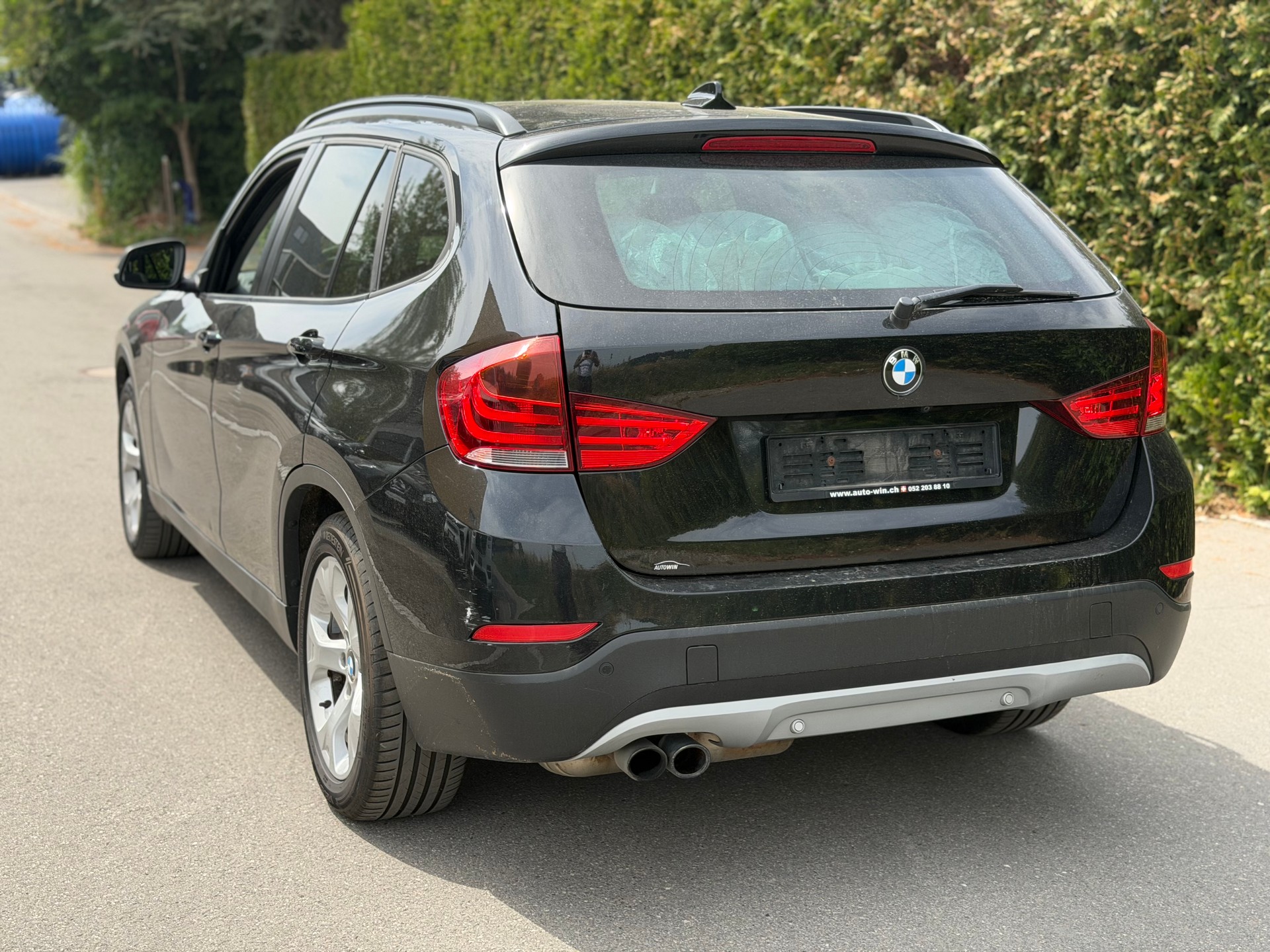 BMW X1 xDrive 20i Steptronic-image-5